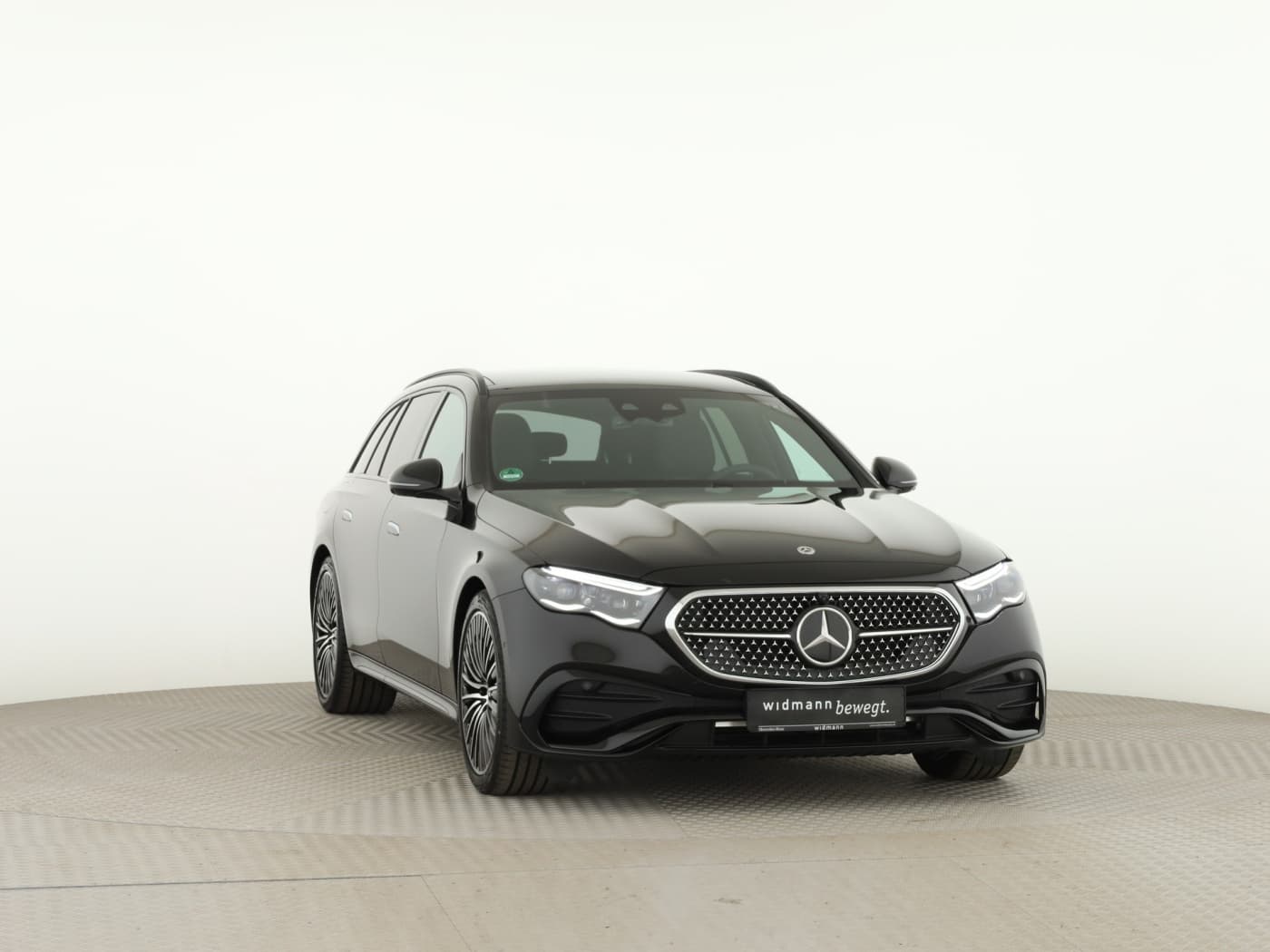 Mercedes-Benz E 220 d T-Modell Bild 3