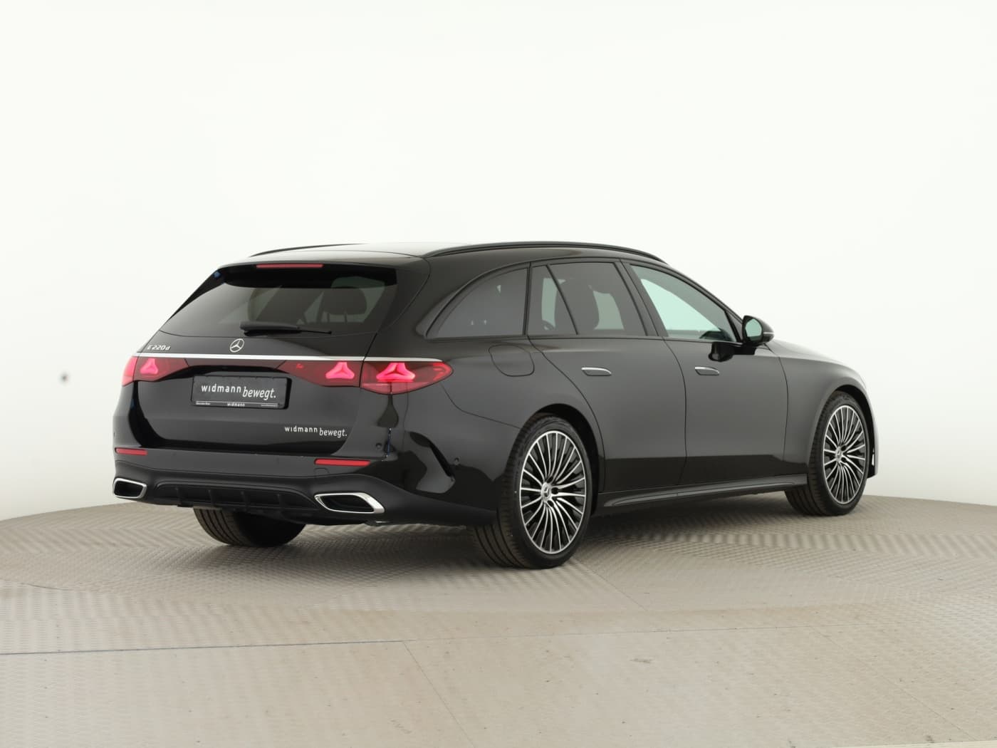 Mercedes-Benz E 220 d T-Modell Bild 6