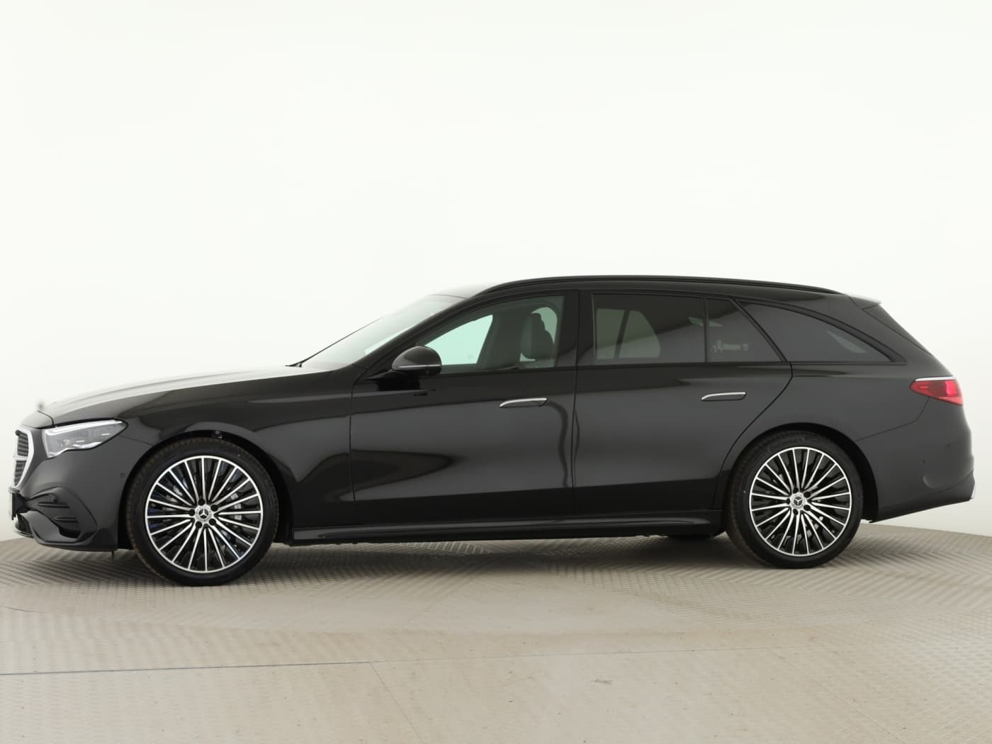 Mercedes-Benz E 220 d T-Modell Bild 7