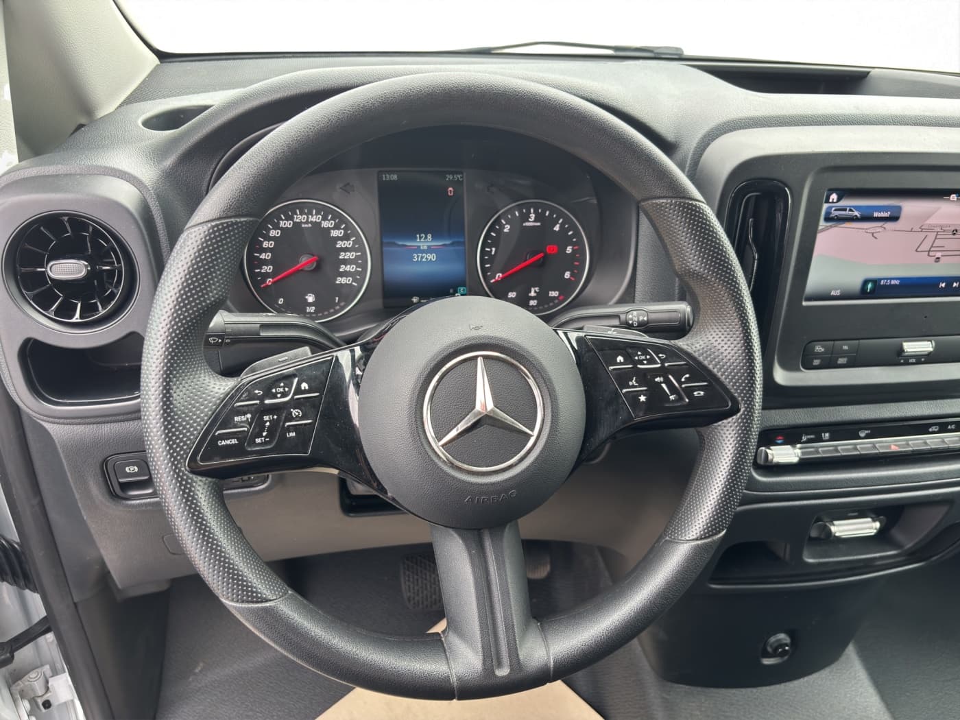 Mercedes-Benz Vito 116 CDI Kasten Extralang Bild 9