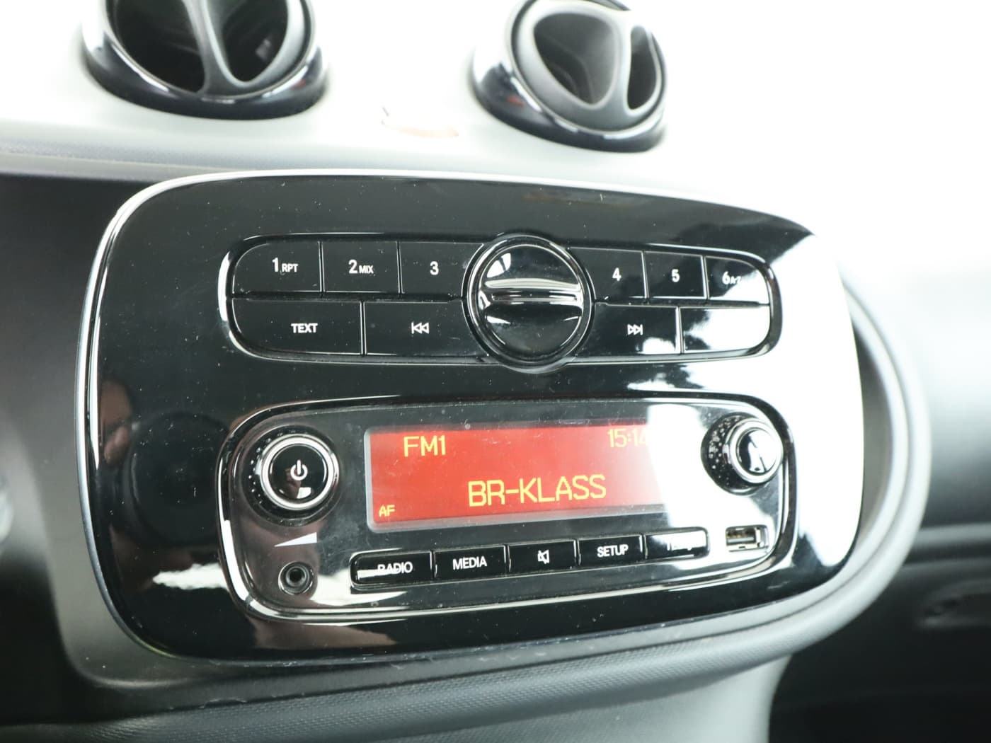 Smart fortwo EQ cabrio Bild 13