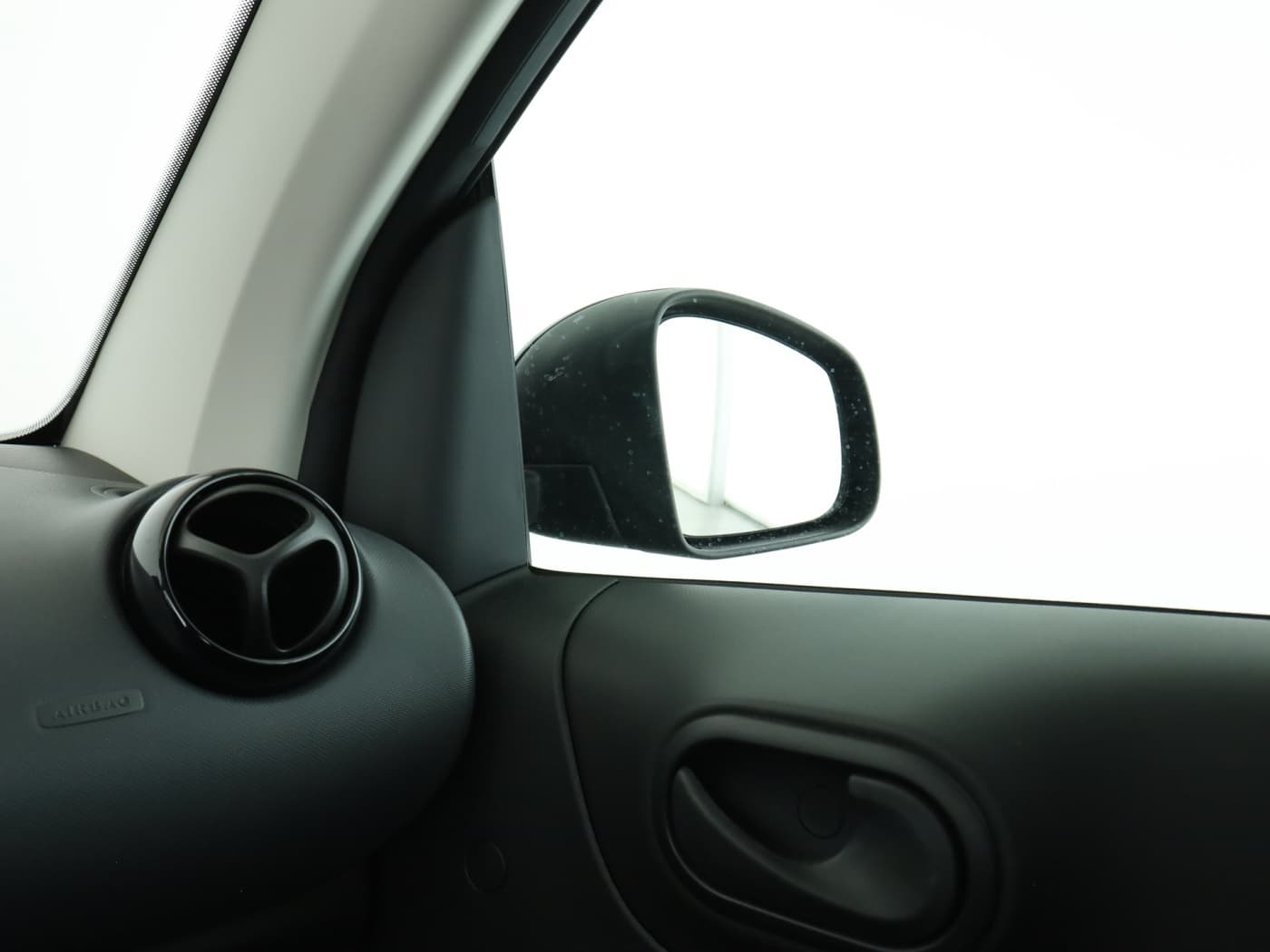Smart fortwo EQ cabrio Bild 16