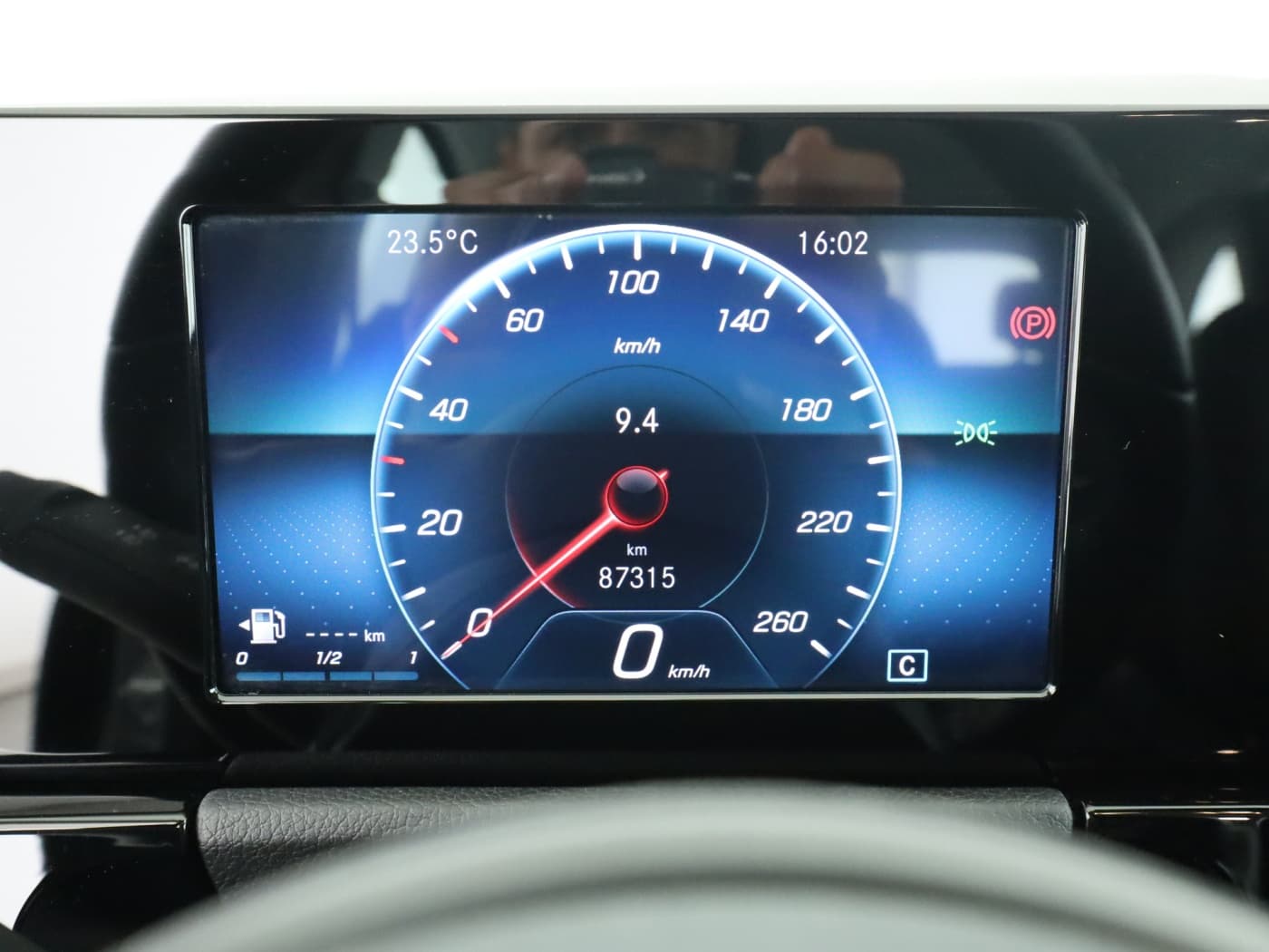 Mercedes-Benz B 180 Bild 12