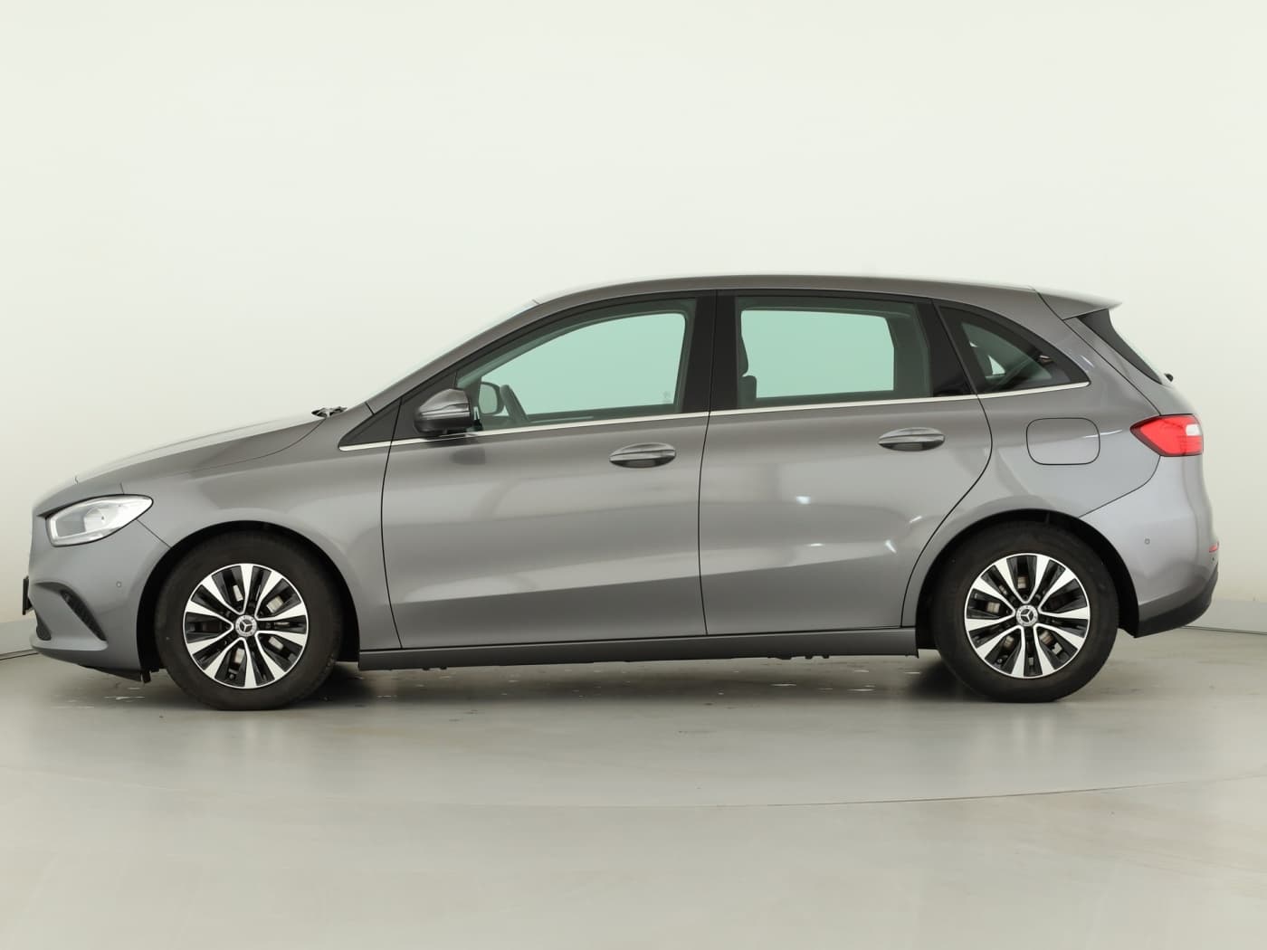 Mercedes-Benz B 180 Bild 7