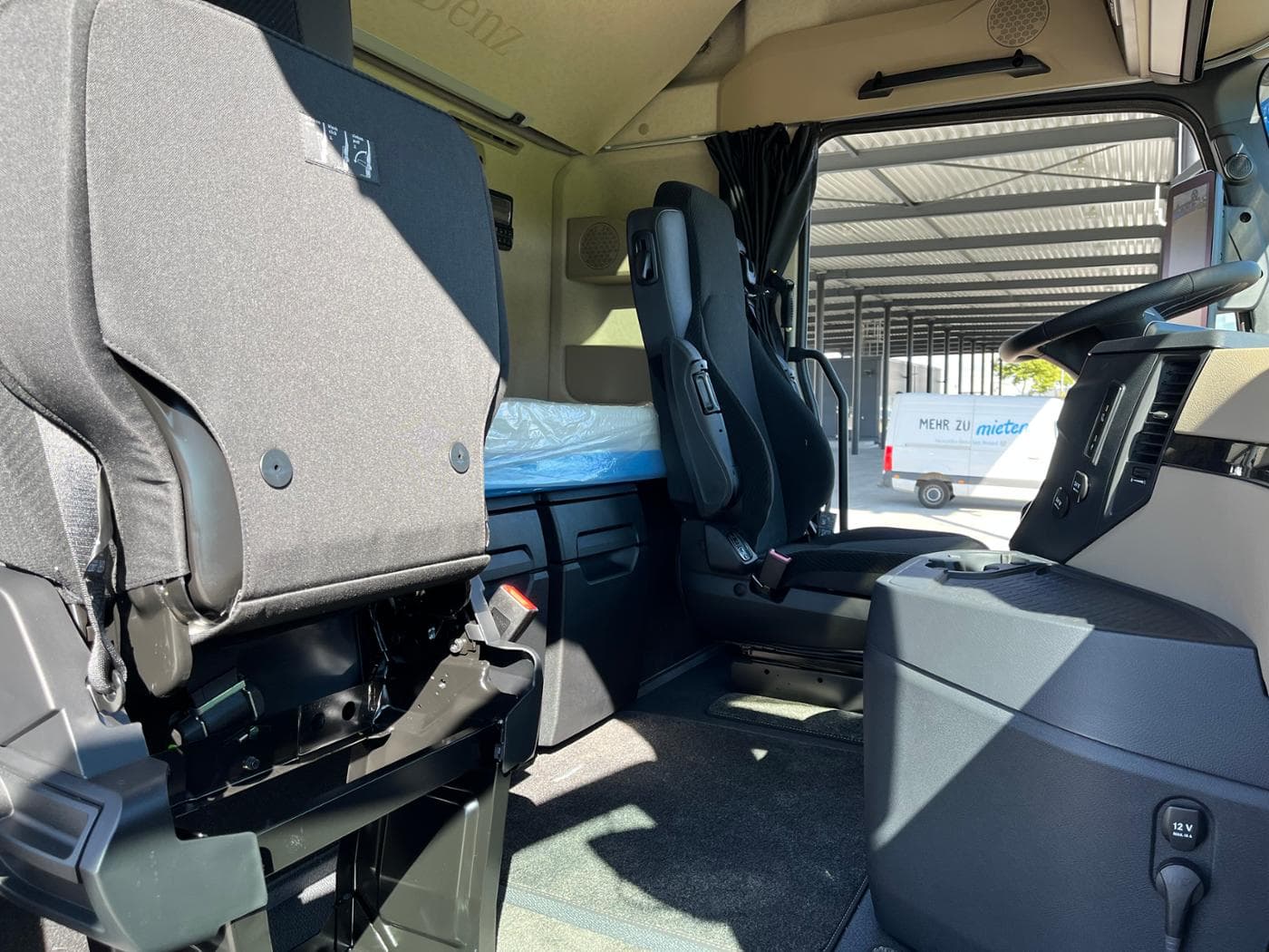Mercedes-Benz Actros 1848 LS Bild 18