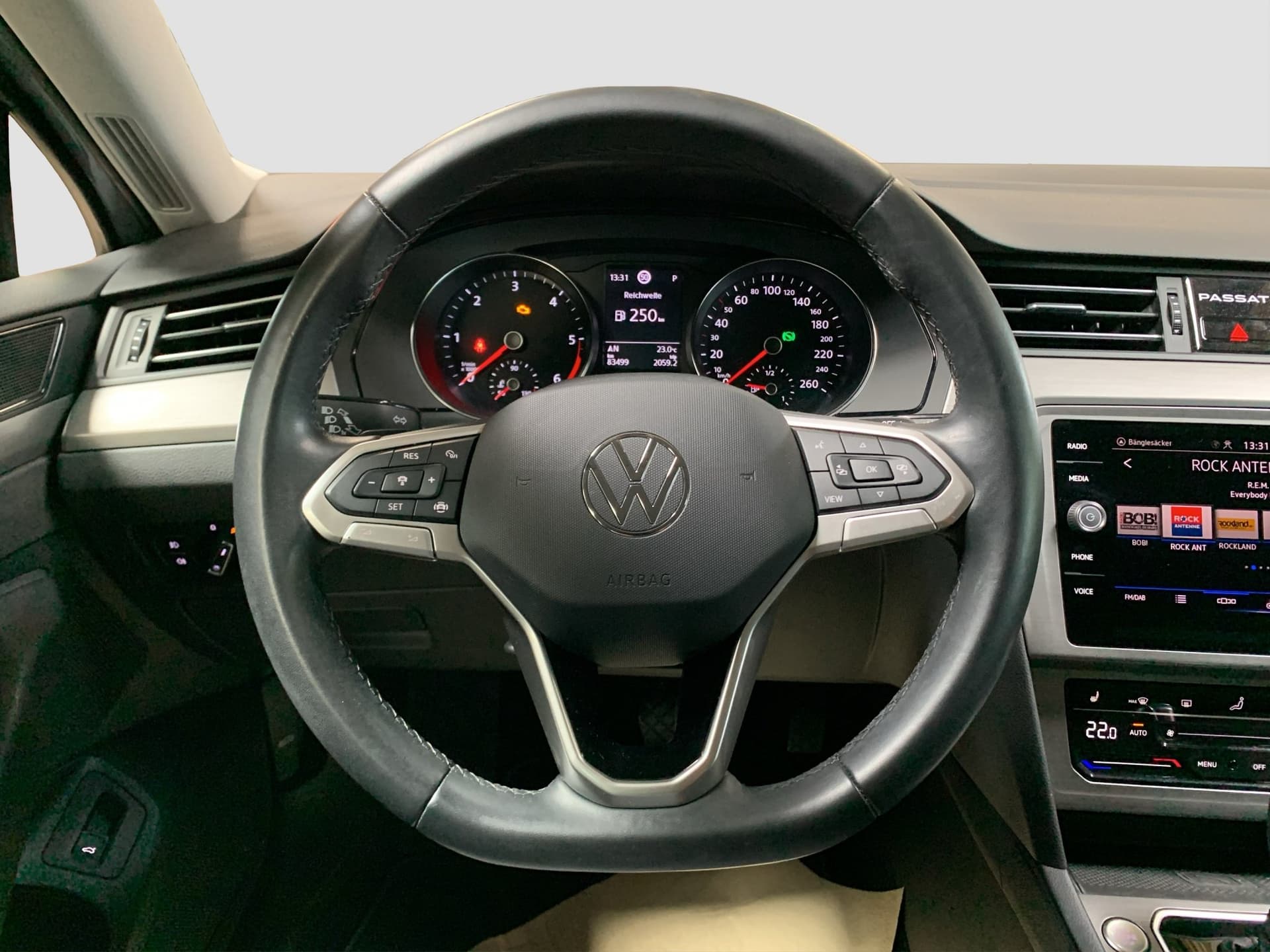 Volkswagen Passat Variant 2.0 TDI 122 PS DSG NAVI ACC Bild 10