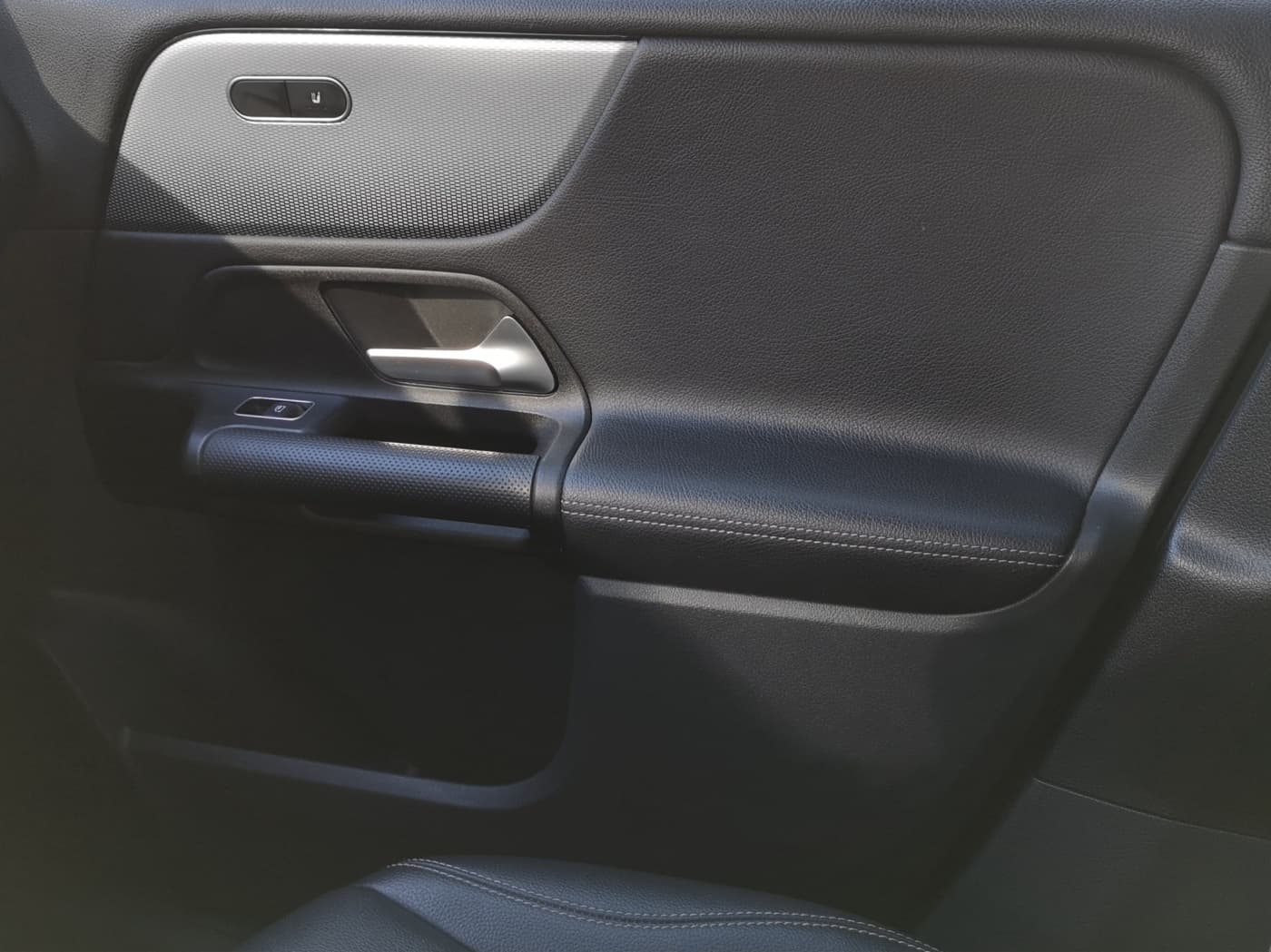 Mercedes-Benz GLB 220 d Bild 14