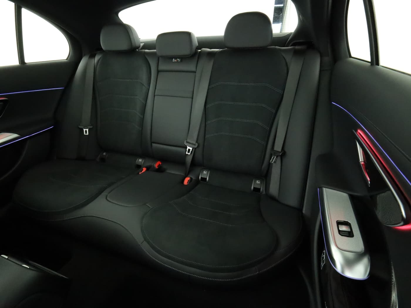Mercedes-Benz E 300 de Limousine Bild 18