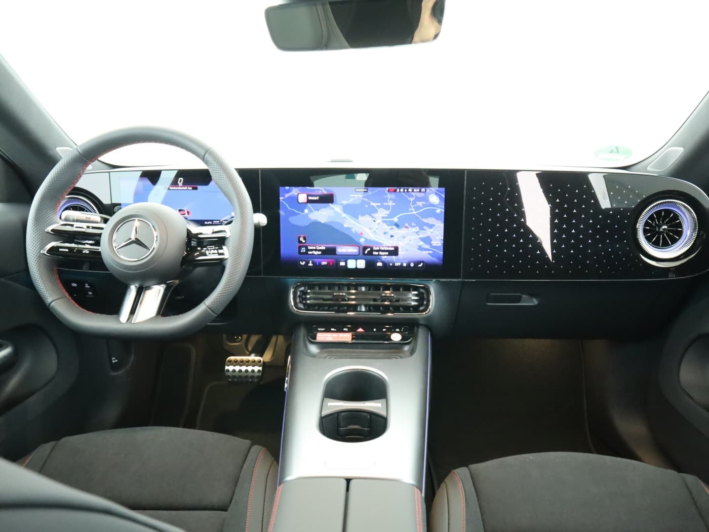 Mercedes-Benz CLA 200 Bild 19