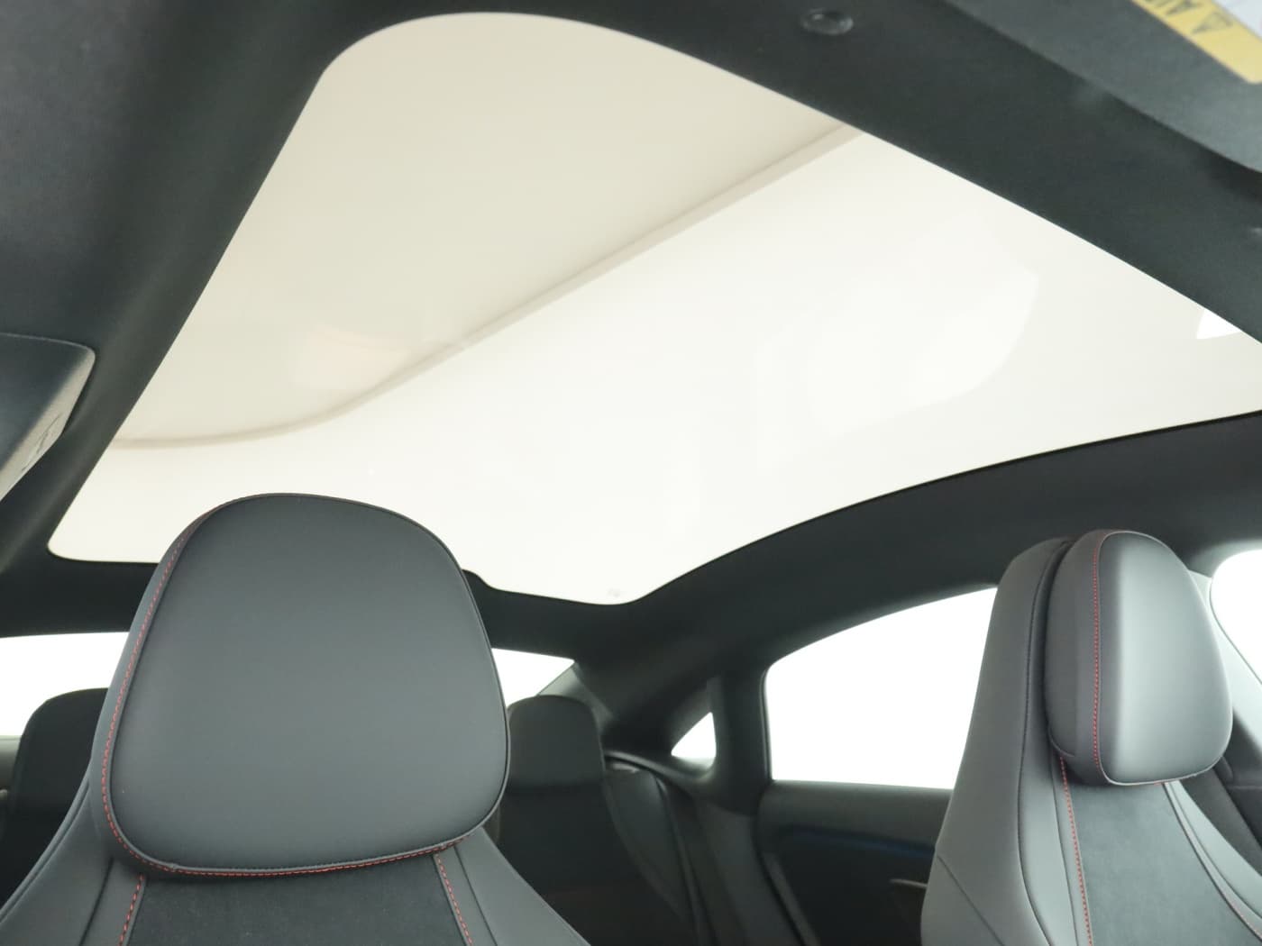 Mercedes-Benz CLA 200 Bild 21