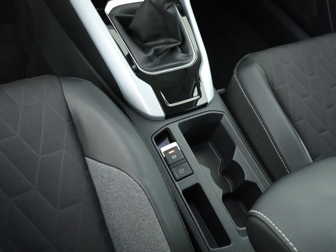 Volkswagen T-Roc 1.0 TSI Goal Bild 15