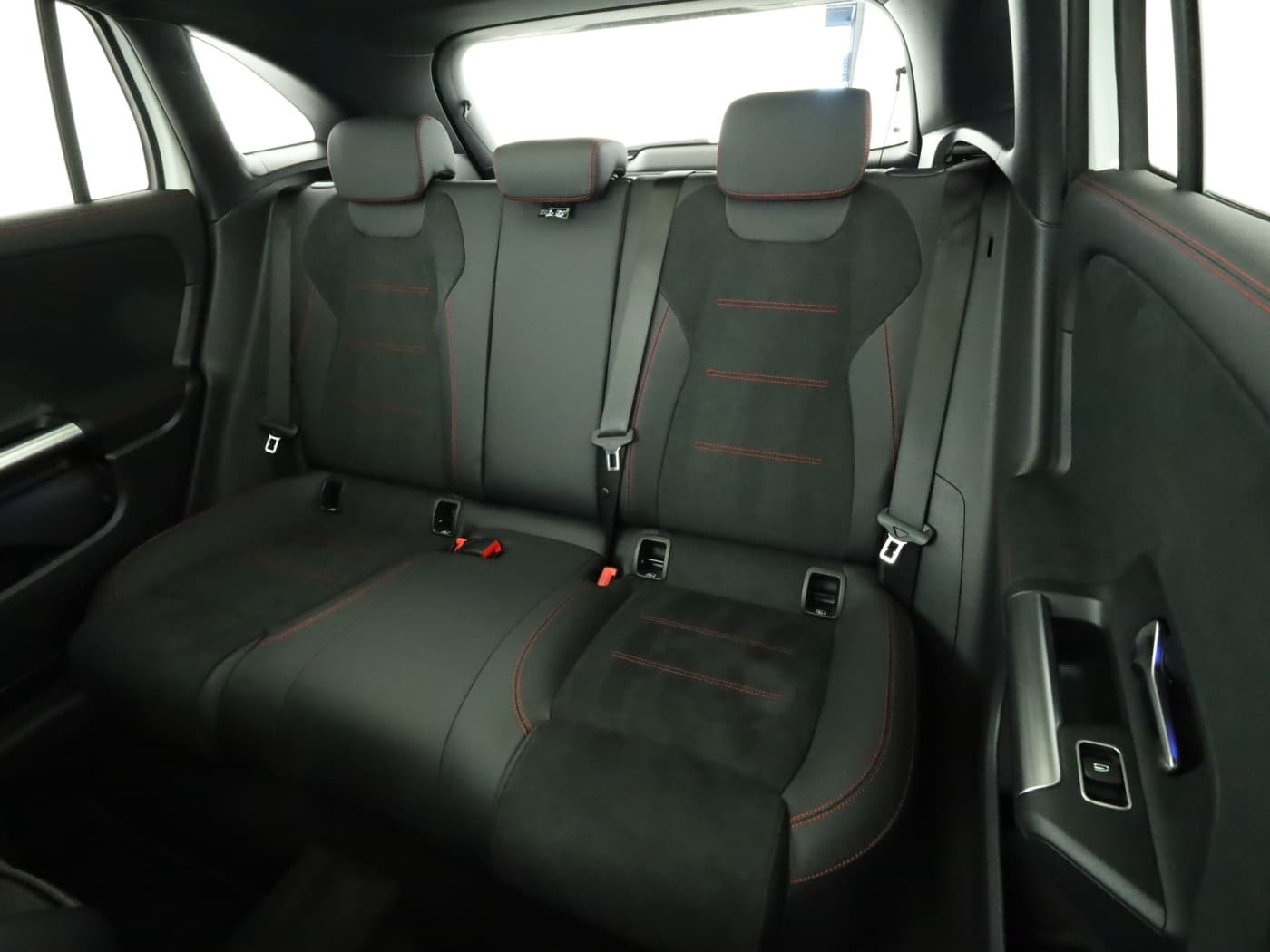 Mercedes-Benz GLA 200 Bild 18