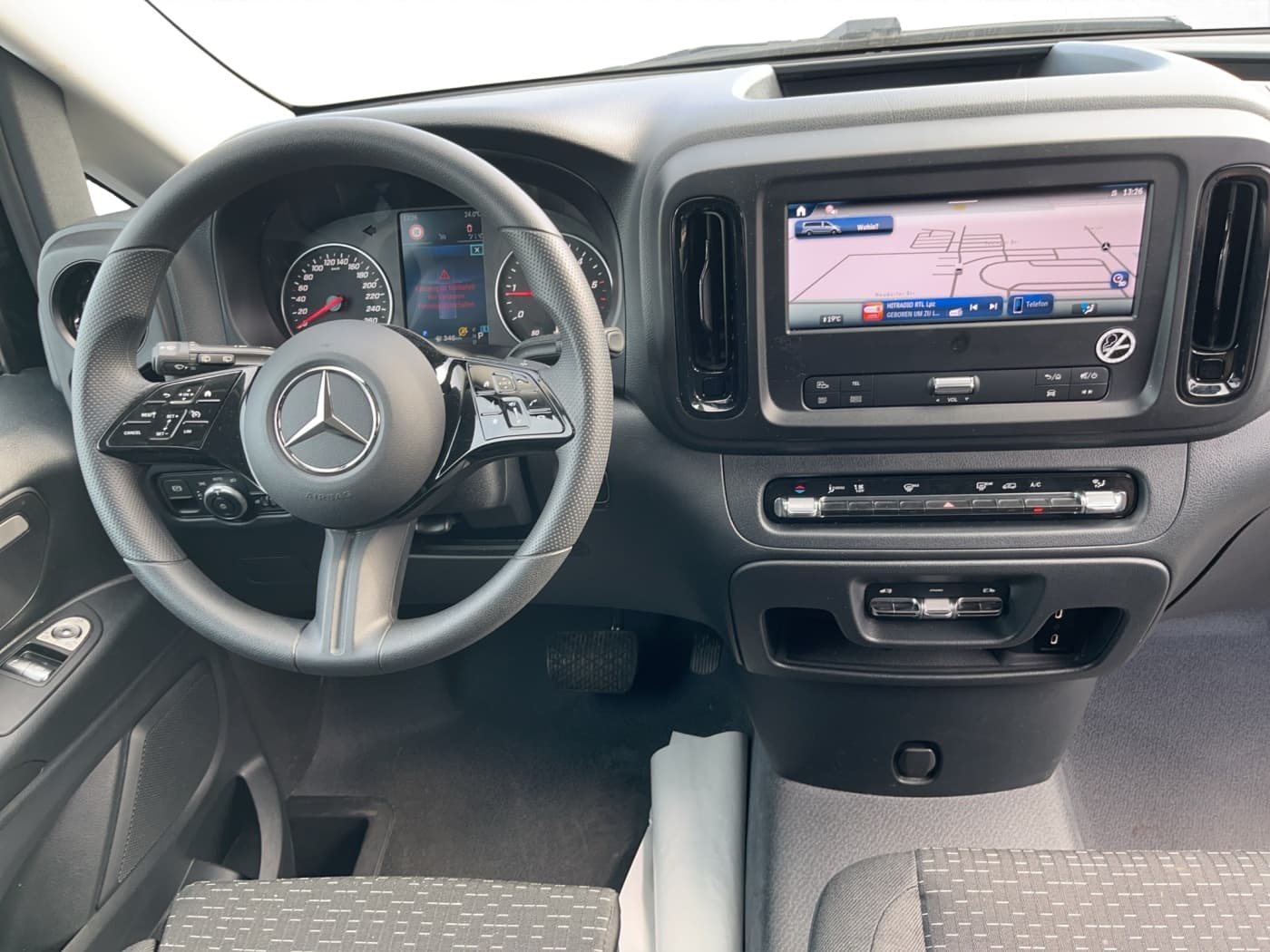 Mercedes-Benz Vito 116 CDI Tourer Pro Bild 9