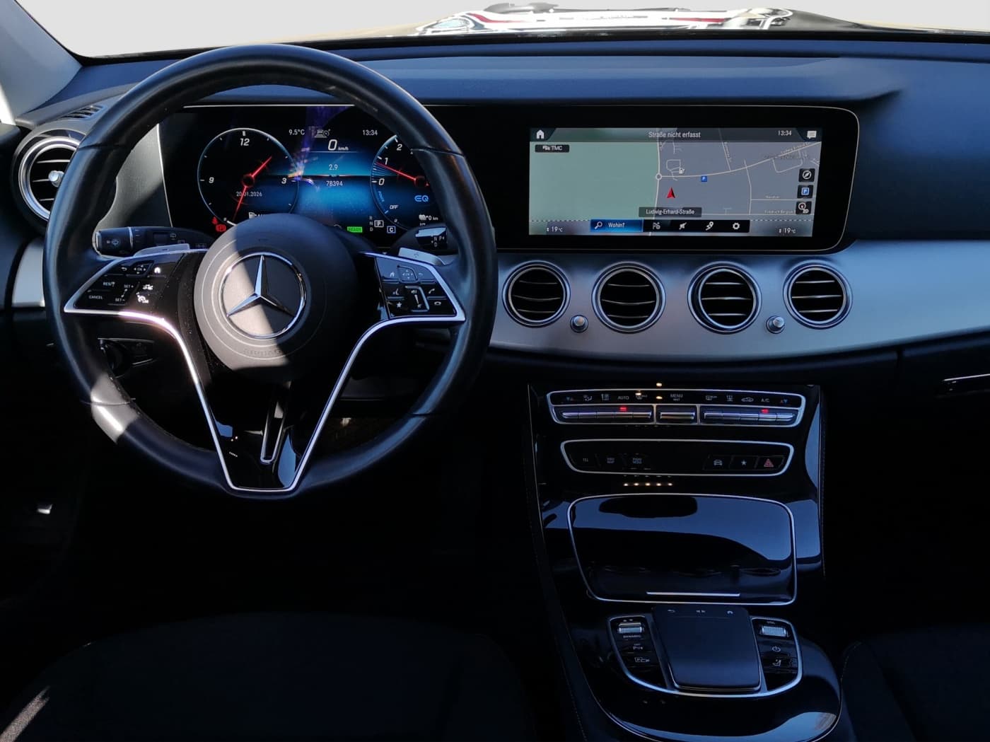 Mercedes-Benz E 300 de 4M T Bild 9