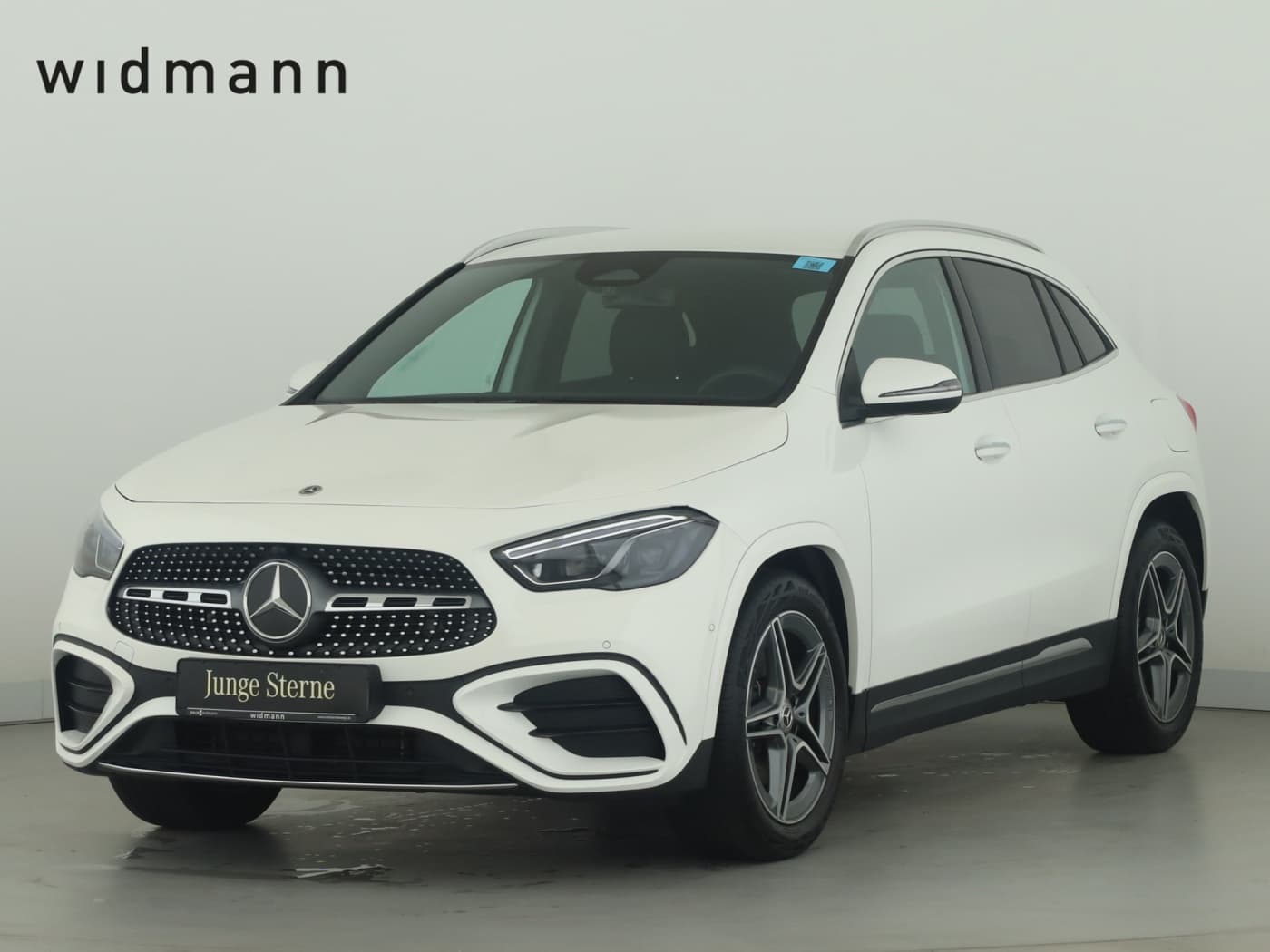 Mercedes-Benz GLA 200