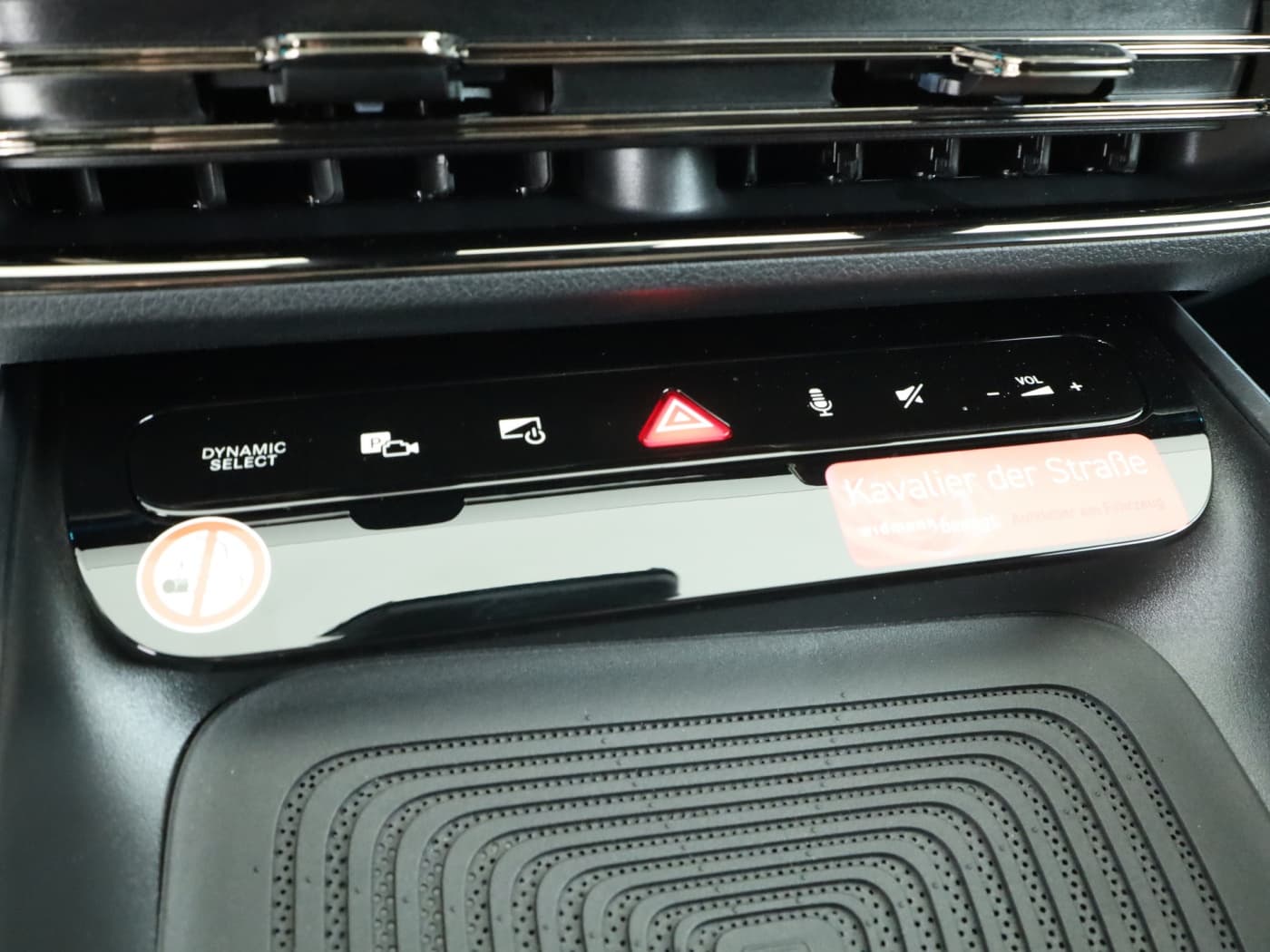 Mercedes-Benz CLA 220 4MATIC Bild 14