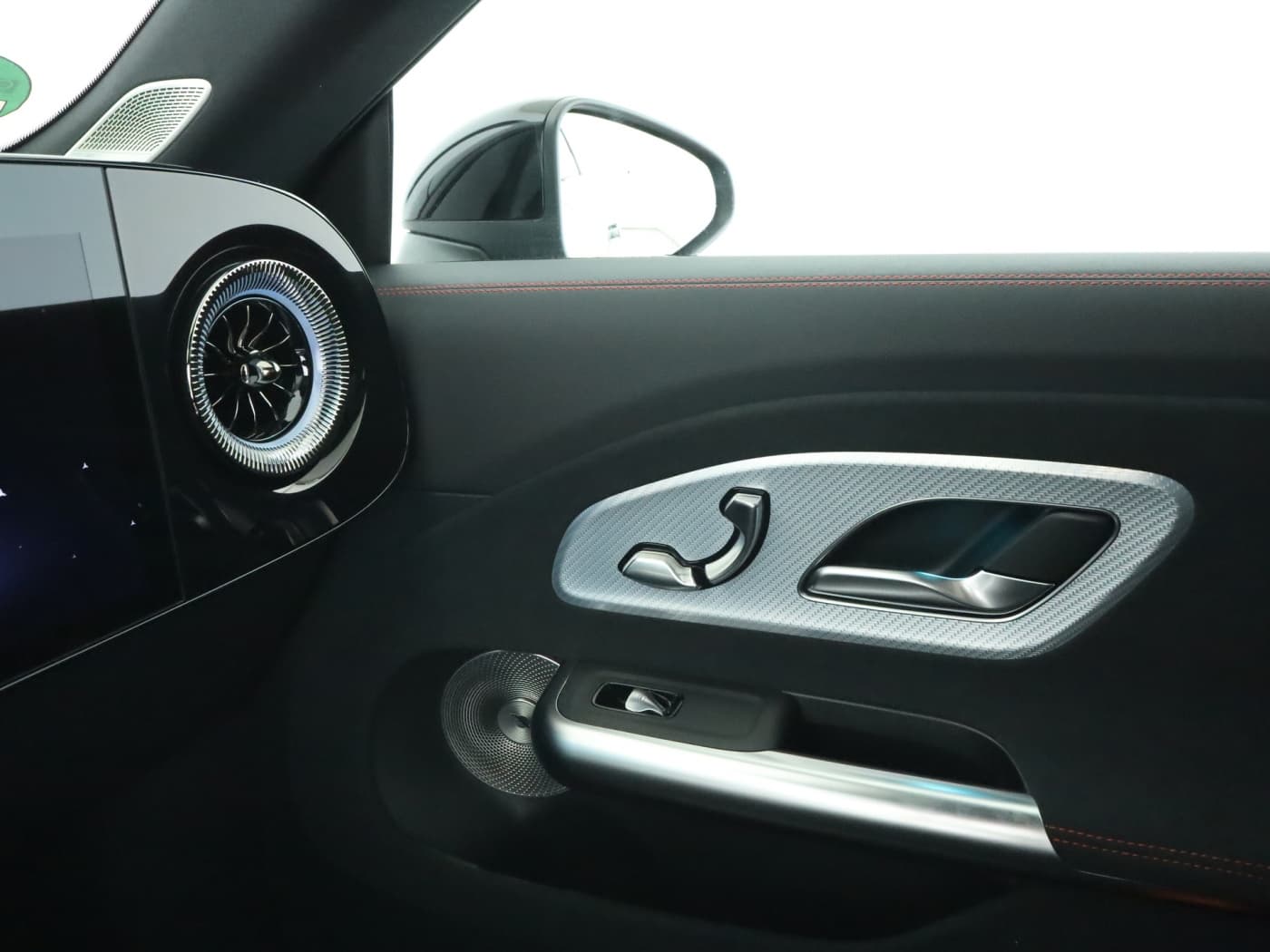 Mercedes-Benz CLA 220 4MATIC Bild 16