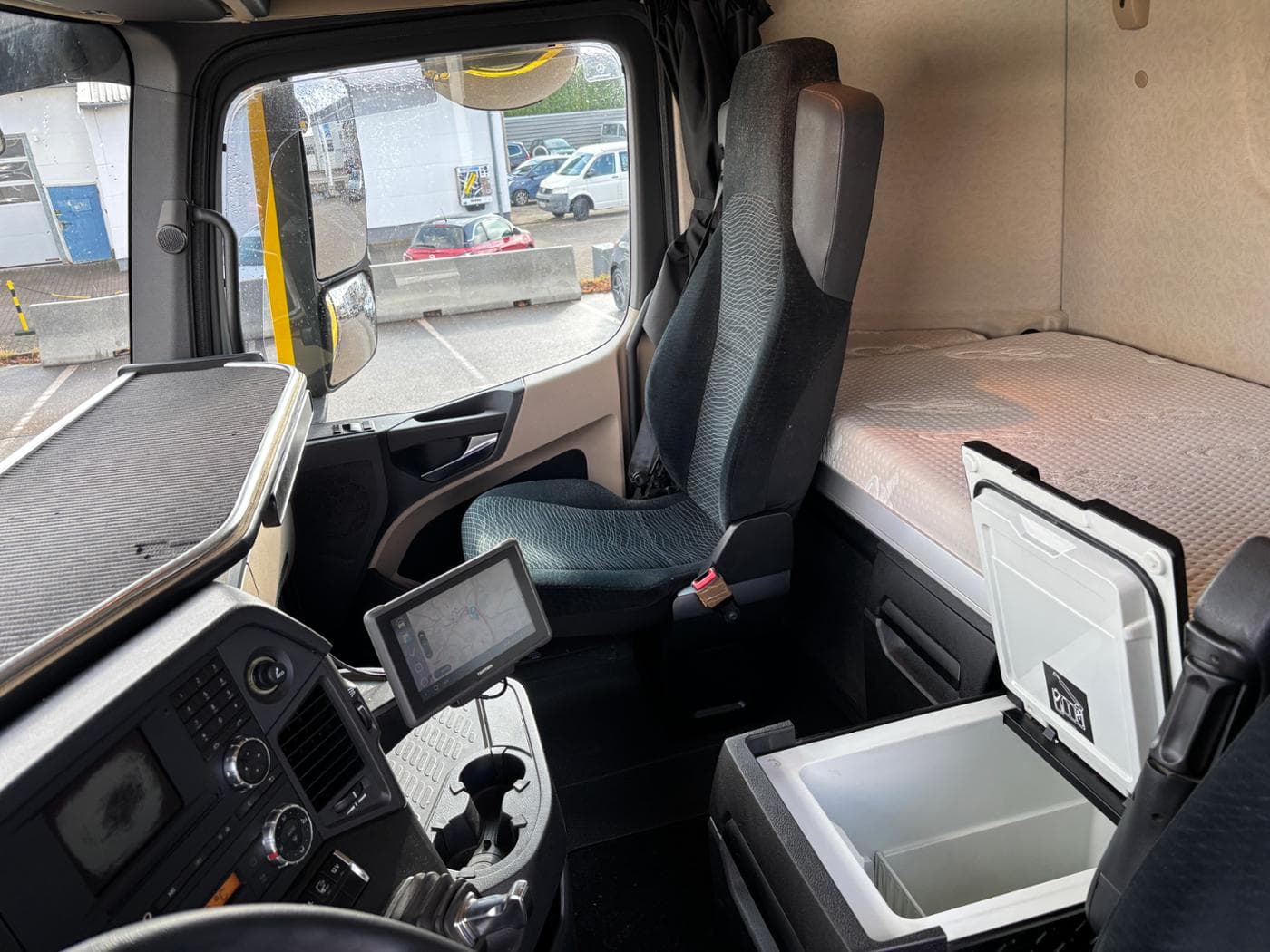 Mercedes-Benz Actros 2545 LnR Bild 9