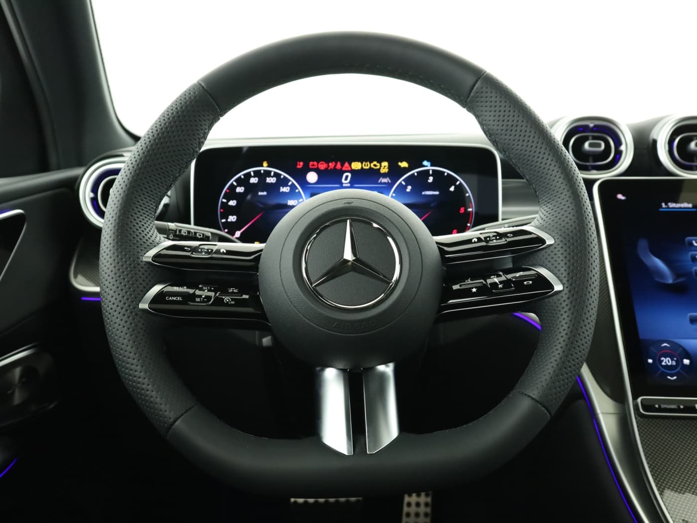 Mercedes-Benz GLC 300 d 4MATIC Bild 11