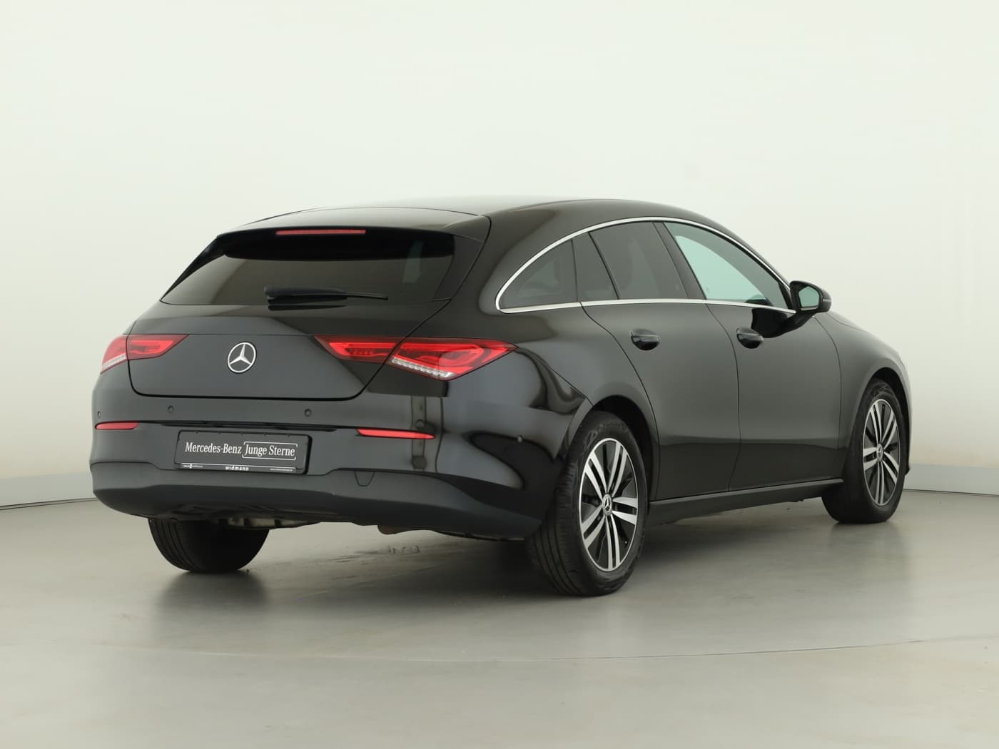 Mercedes-Benz CLA 180 d SB Bild 2