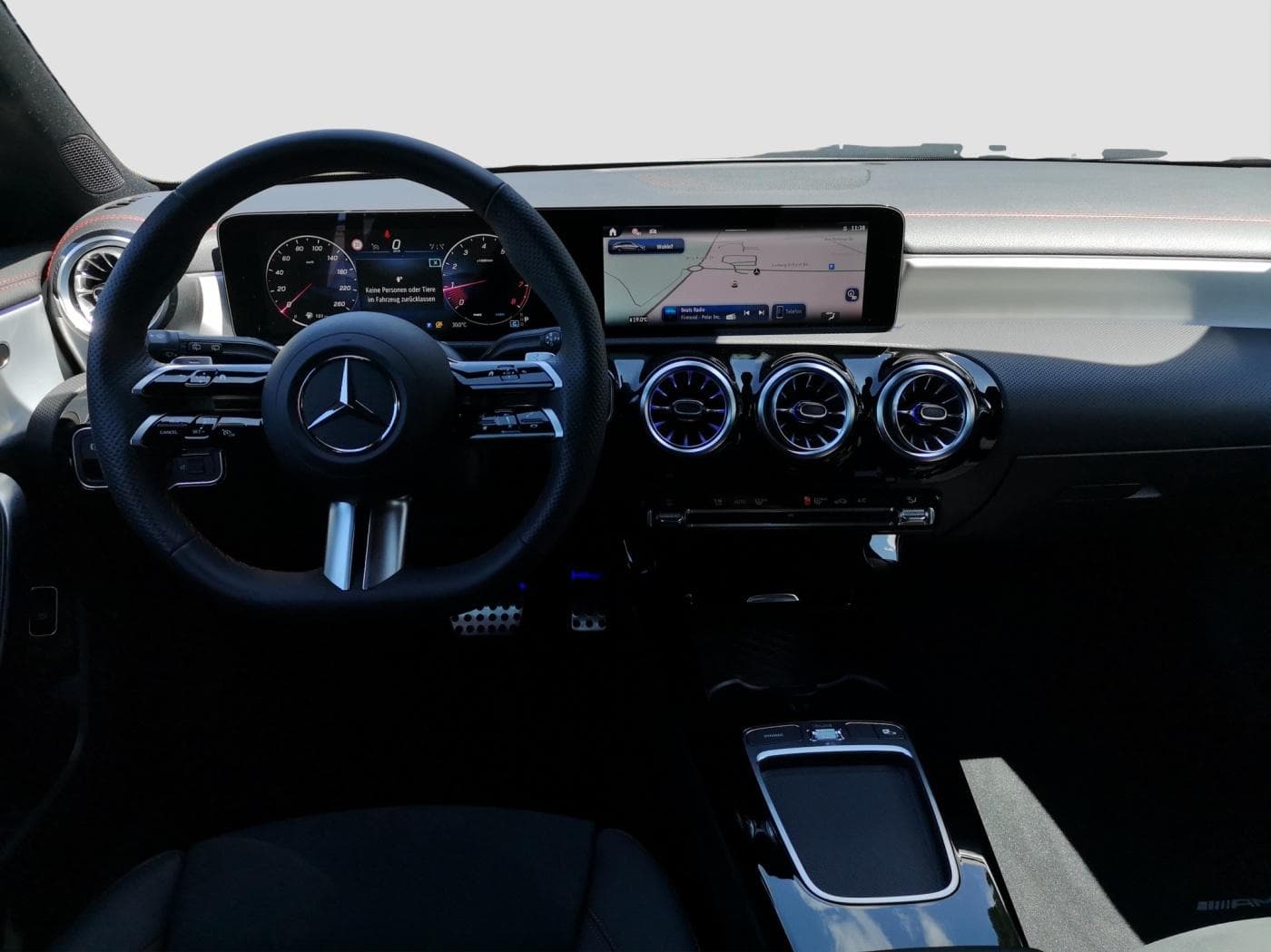 Mercedes-Benz CLA 200 SB Bild 8