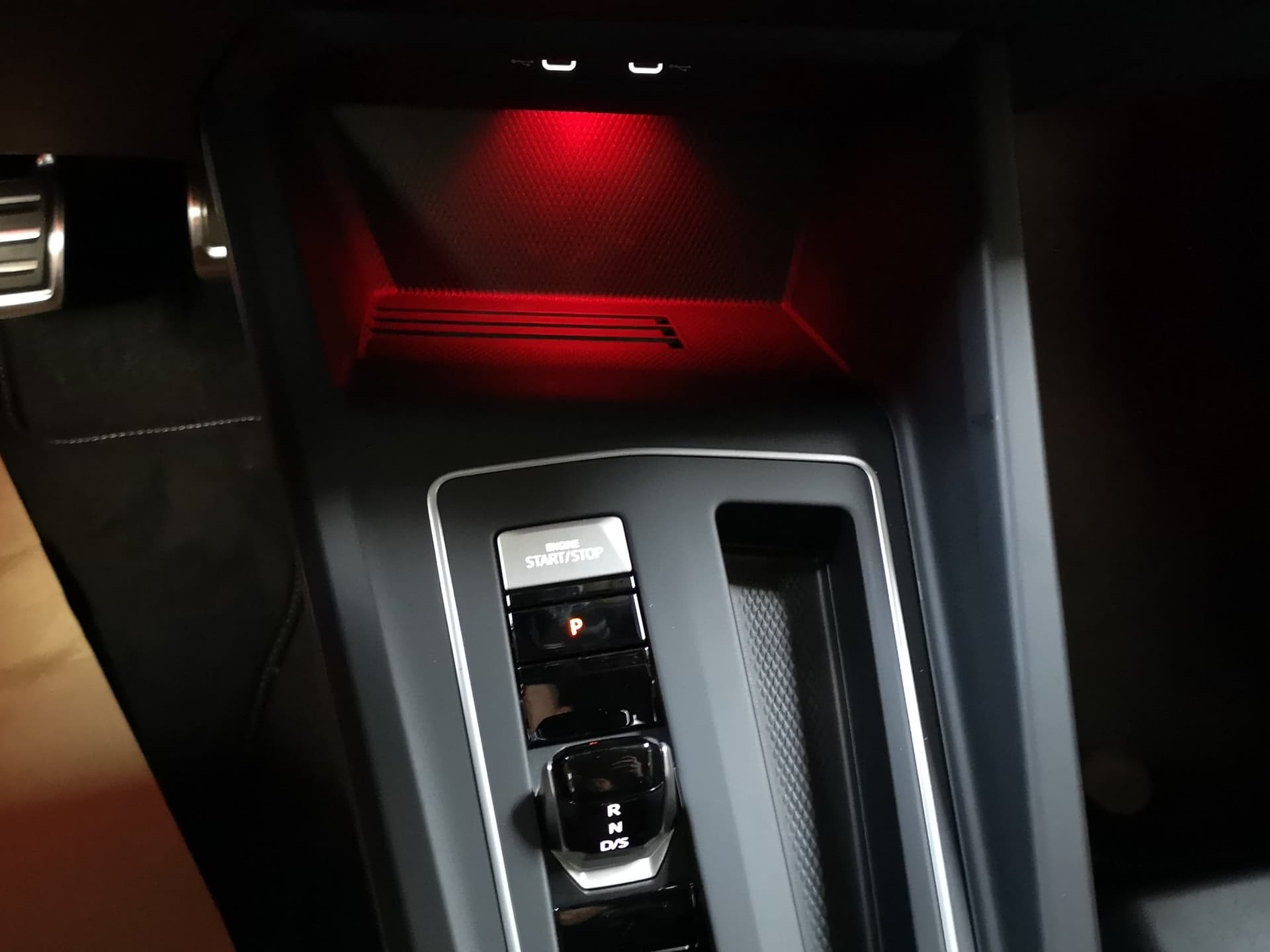 Volkswagen Golf Life 1.5 l eTSI OPF  DSG Bild 12