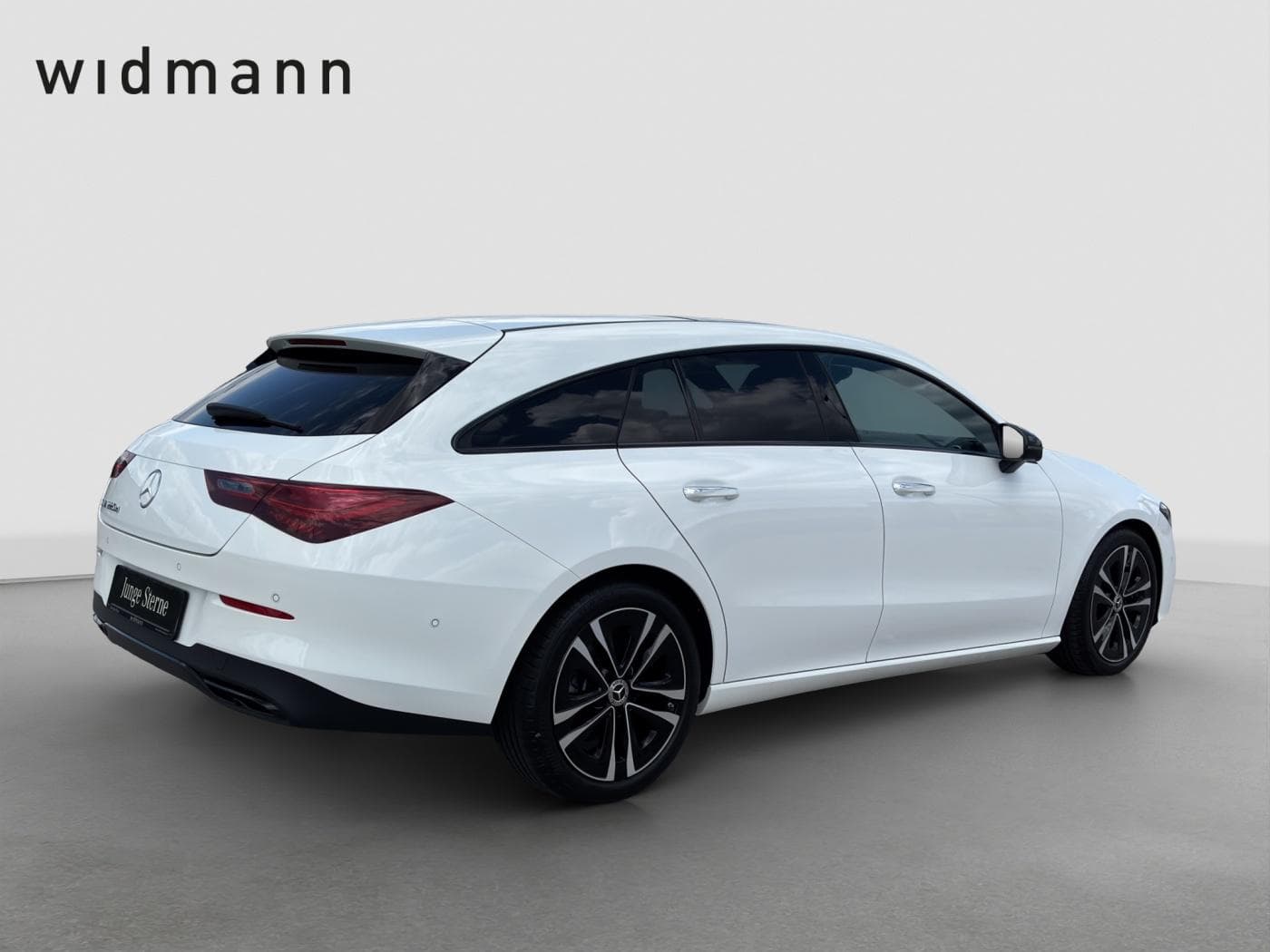 Mercedes-Benz CLA 220 d SB Bild 2