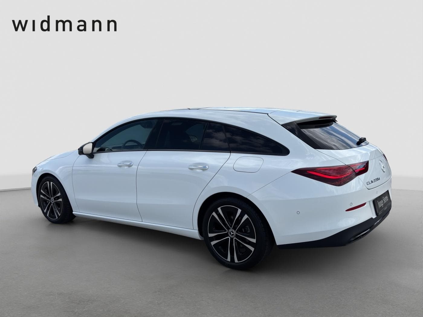 Mercedes-Benz CLA 220 d SB Bild 8