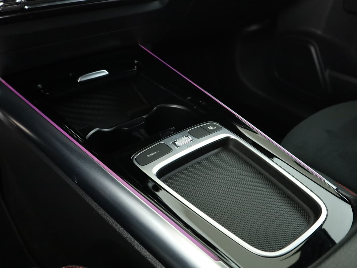Mercedes-Benz B 220 4M Bild 15