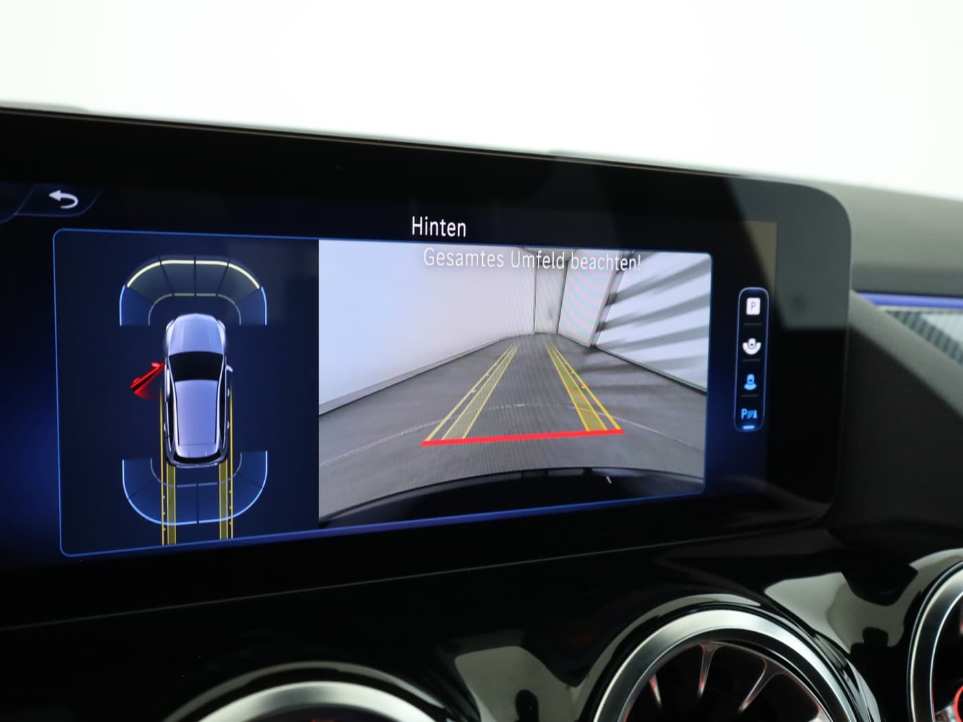 Mercedes-Benz B 220 4M Bild 25