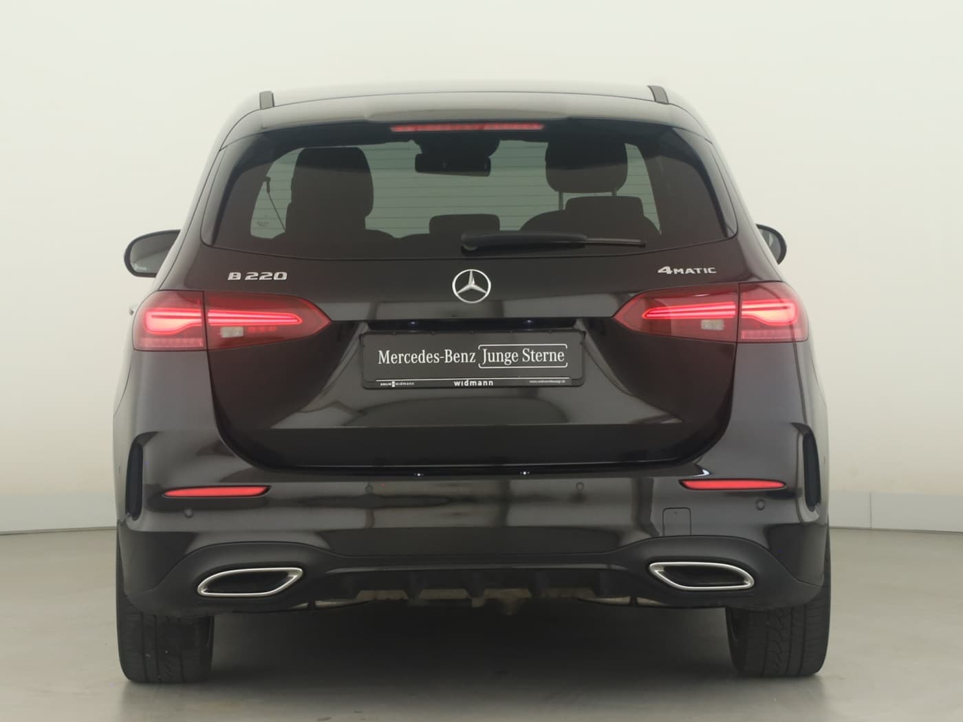 Mercedes-Benz B 220 4M Bild 4