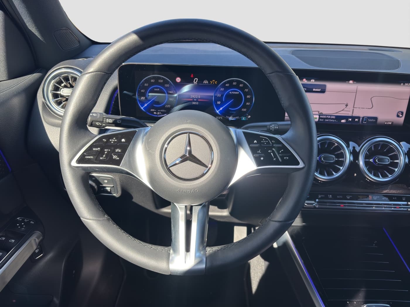 Mercedes-Benz EQB 300 4M Bild 10