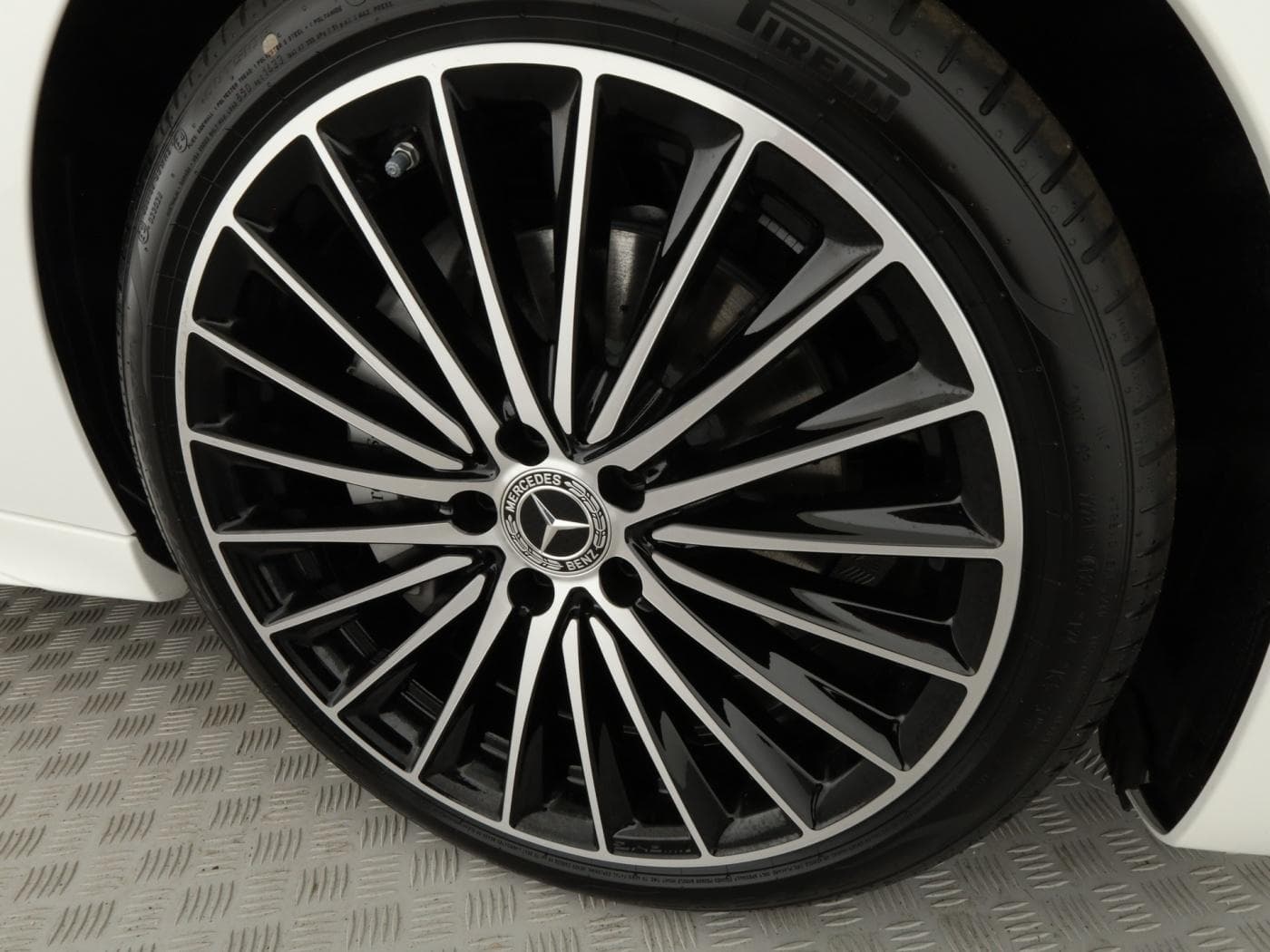 Mercedes-Benz C 220 d Bild 22