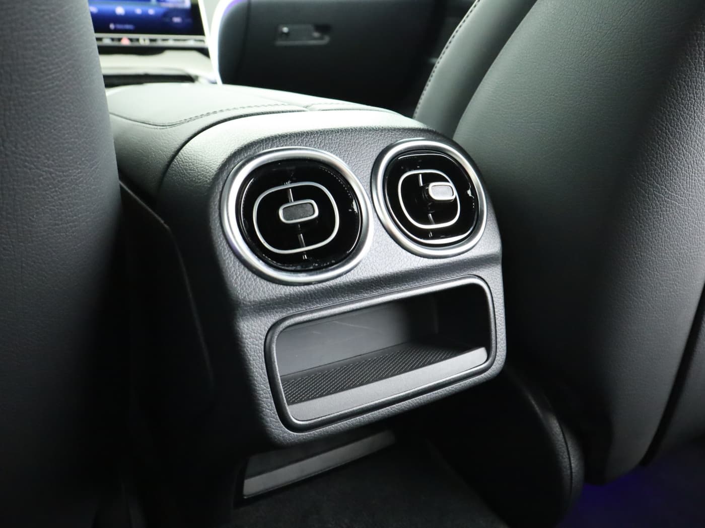 Mercedes-Benz C 200 Bild 23