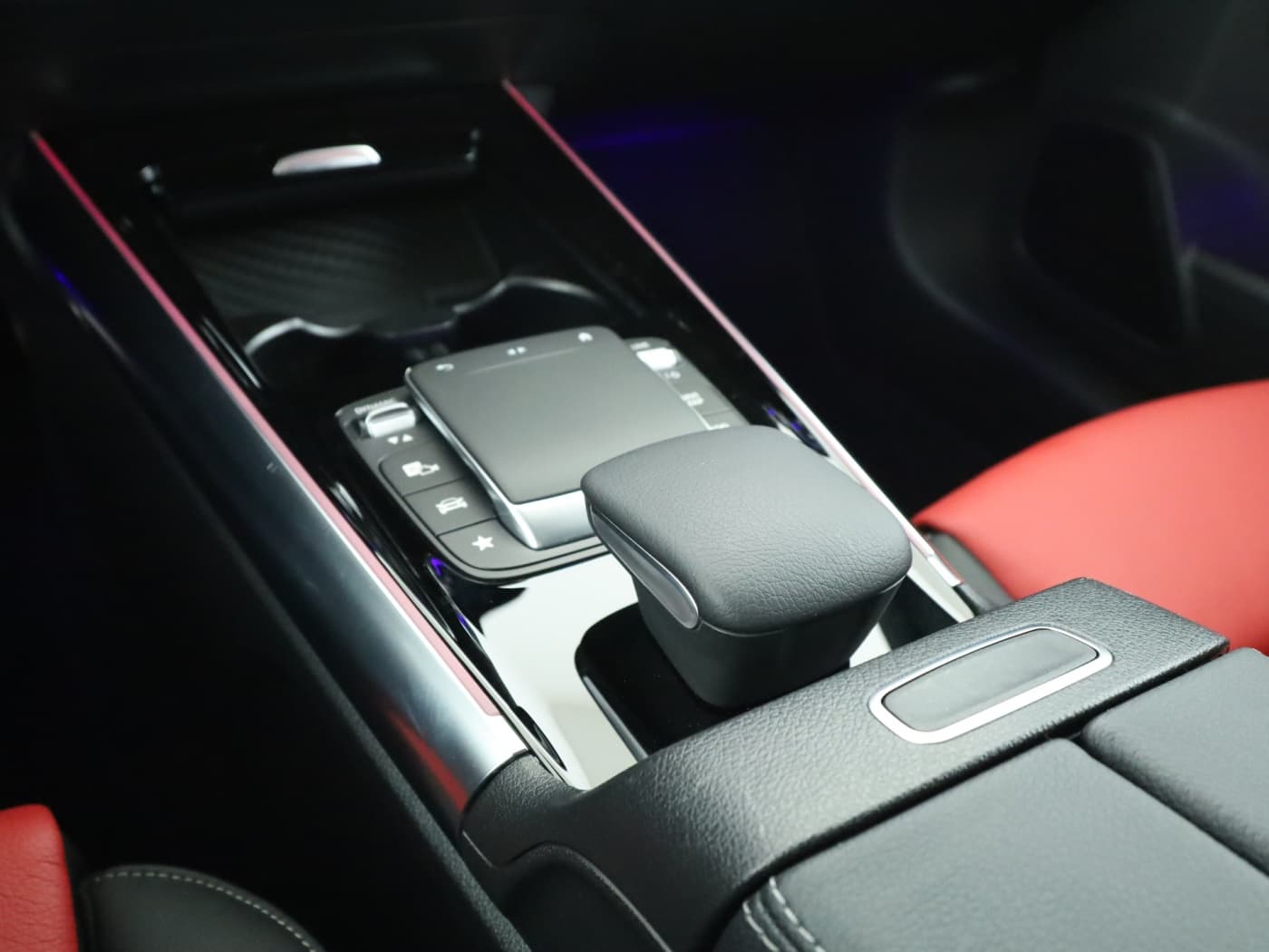 Mercedes-Benz GLA 250 e Bild 15