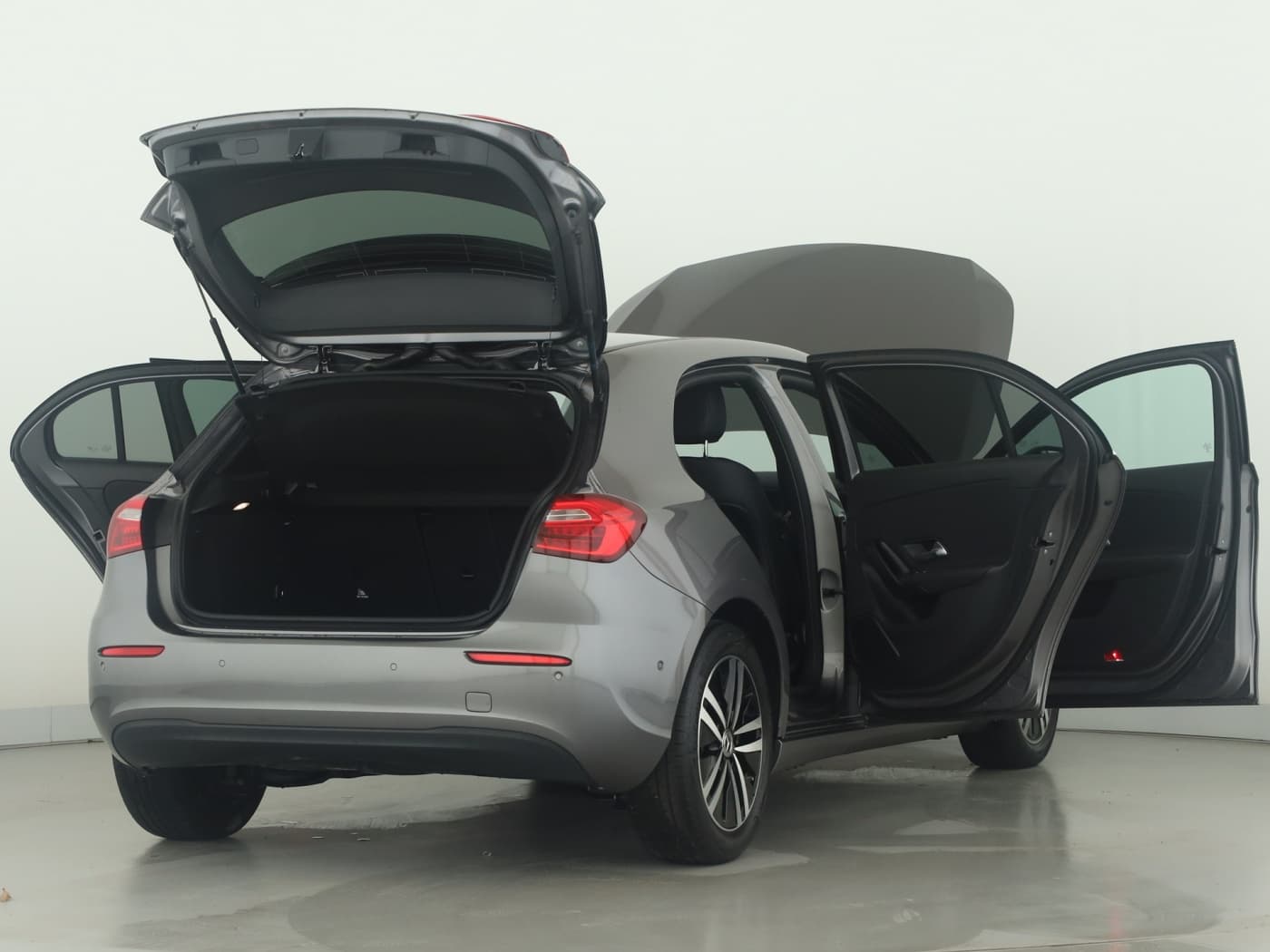Mercedes-Benz A 200 d Bild 9