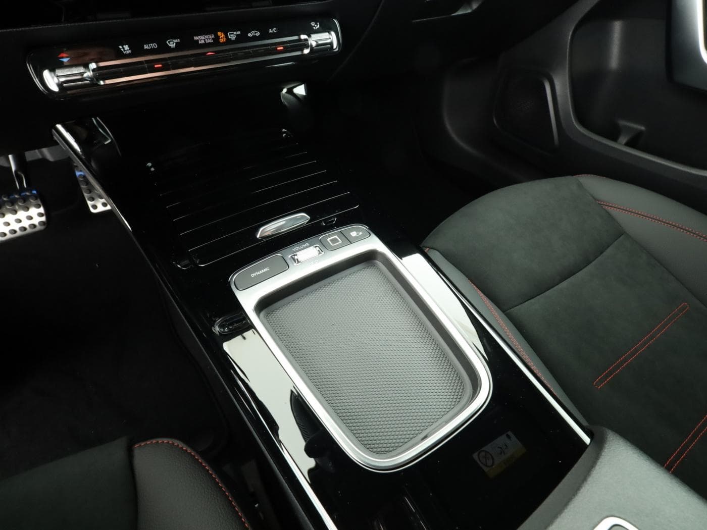 Mercedes-Benz A 200 d Bild 15