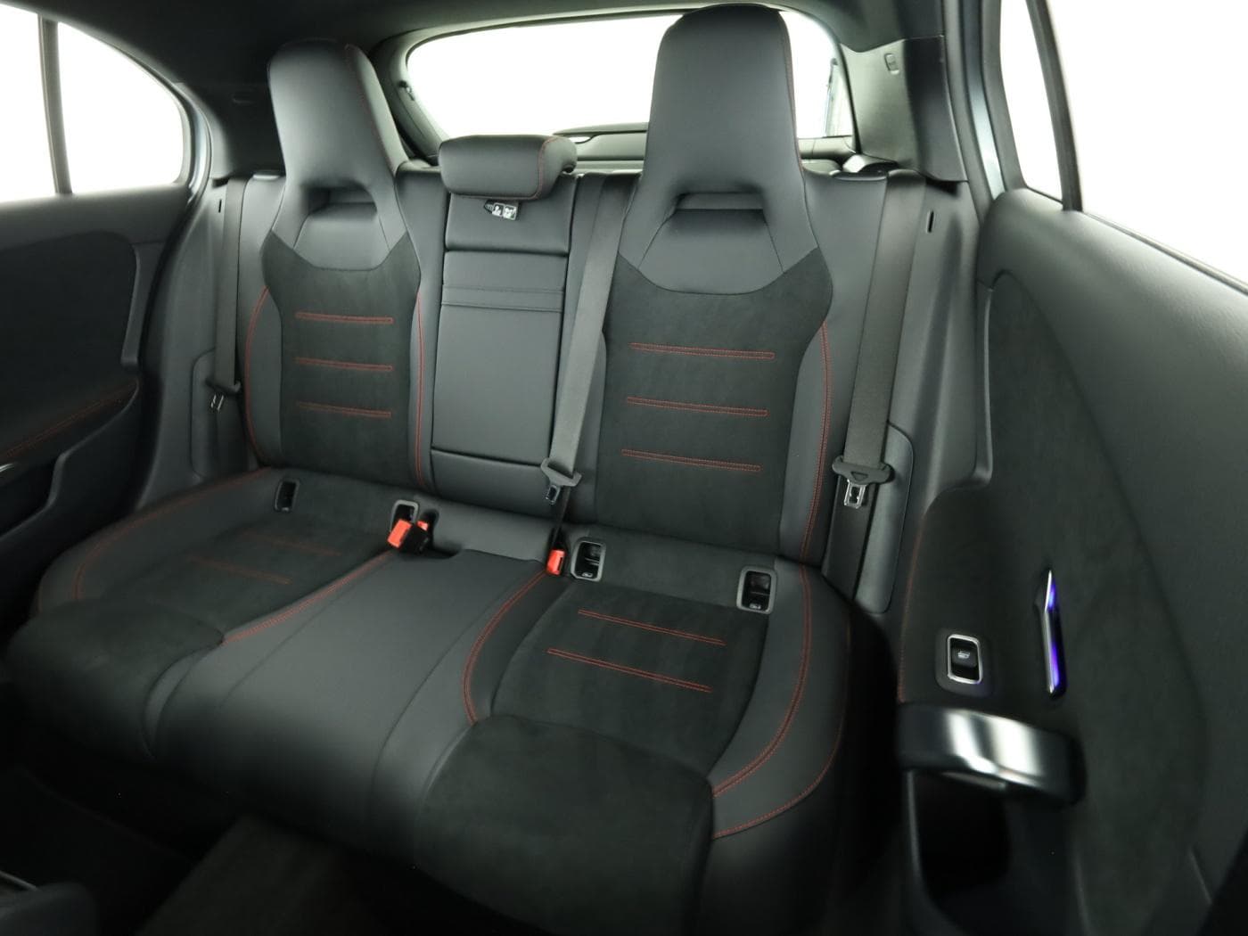 Mercedes-Benz A 200 d Bild 18