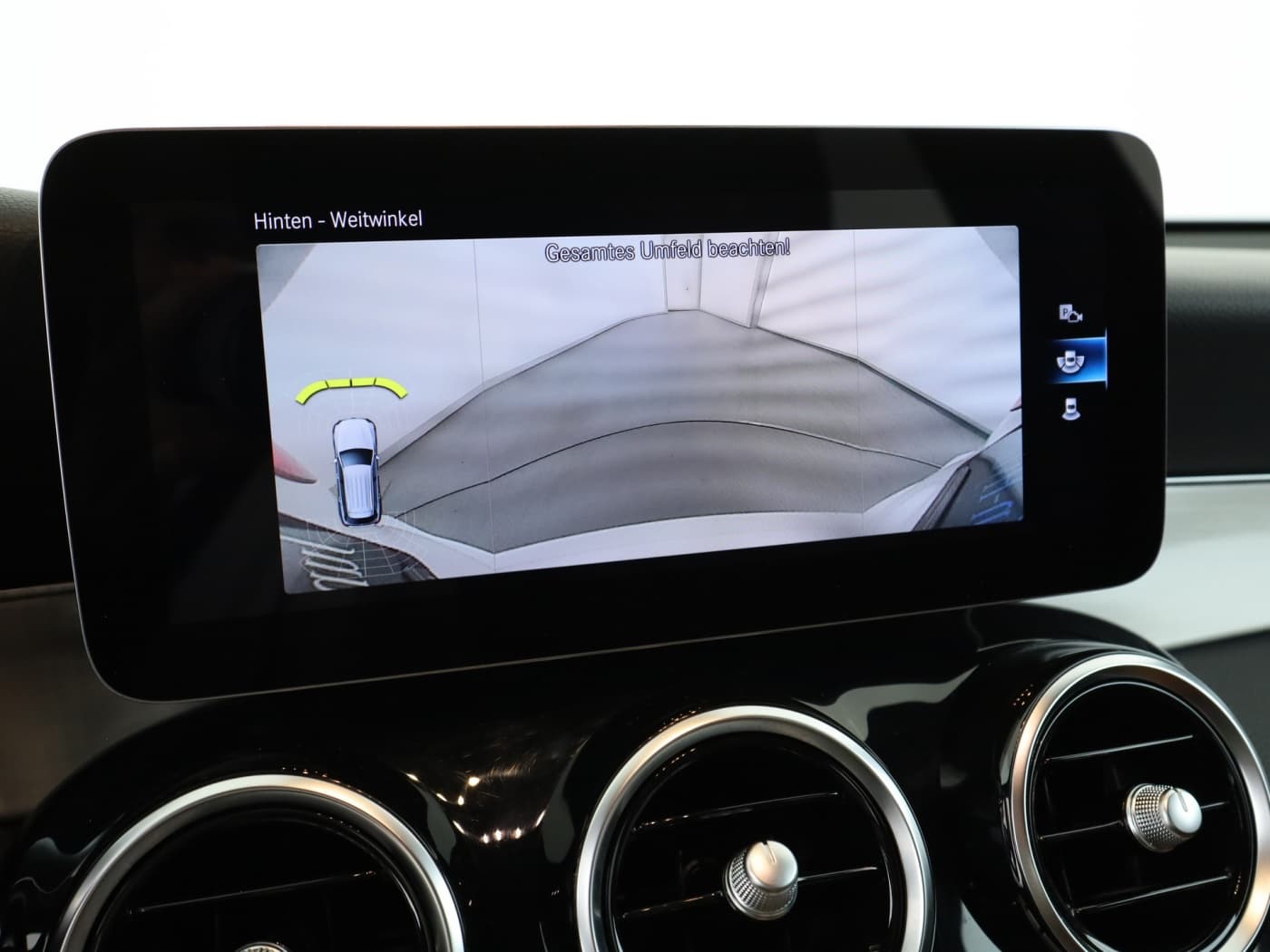 Mercedes-Benz GLC 300 e 4M Bild 24