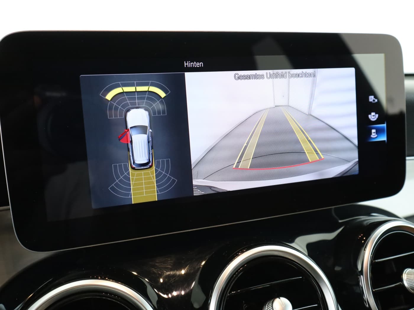 Mercedes-Benz GLC 300 e 4M Bild 25