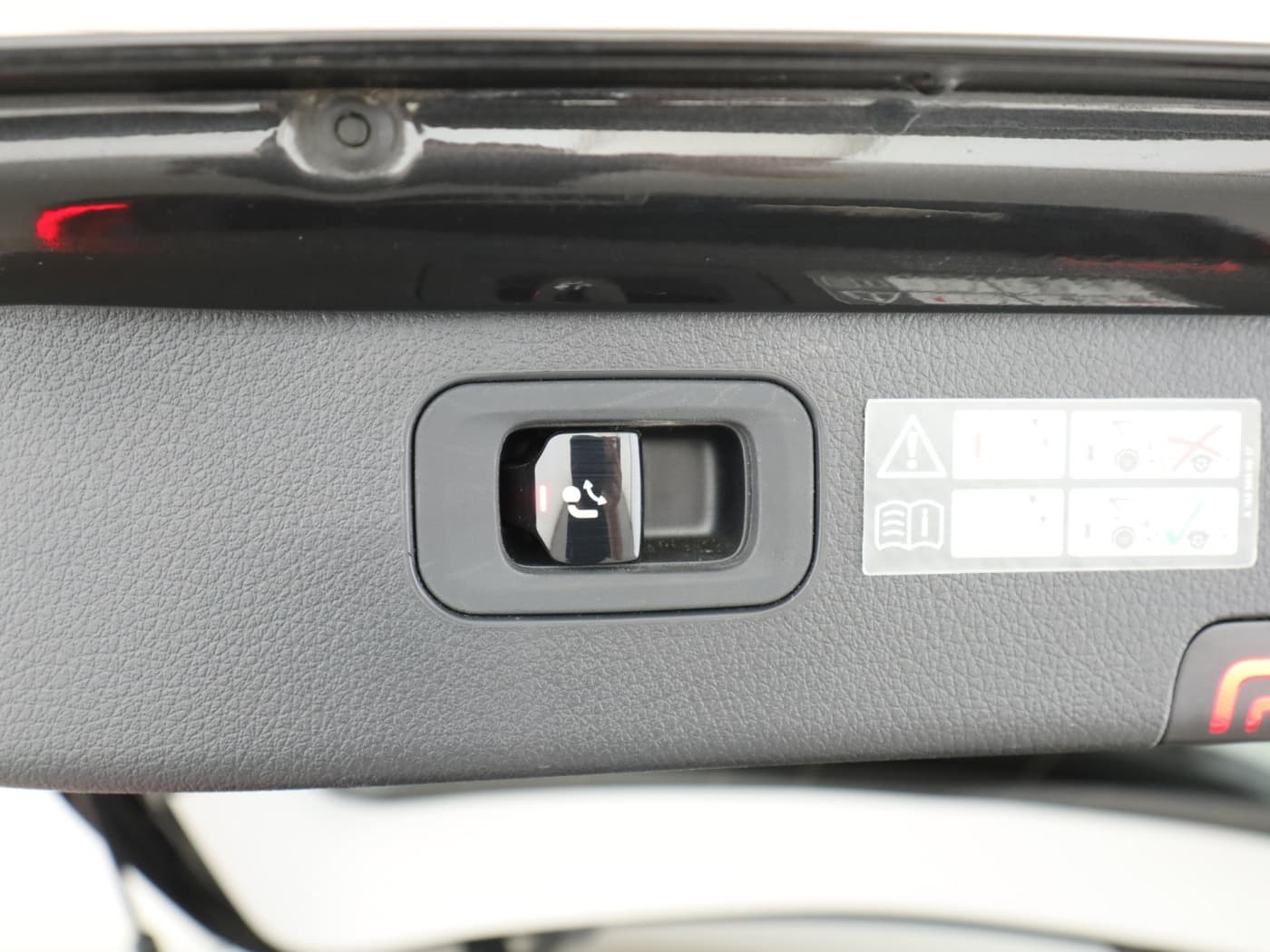 Mercedes-Benz C 200 d T Bild 24