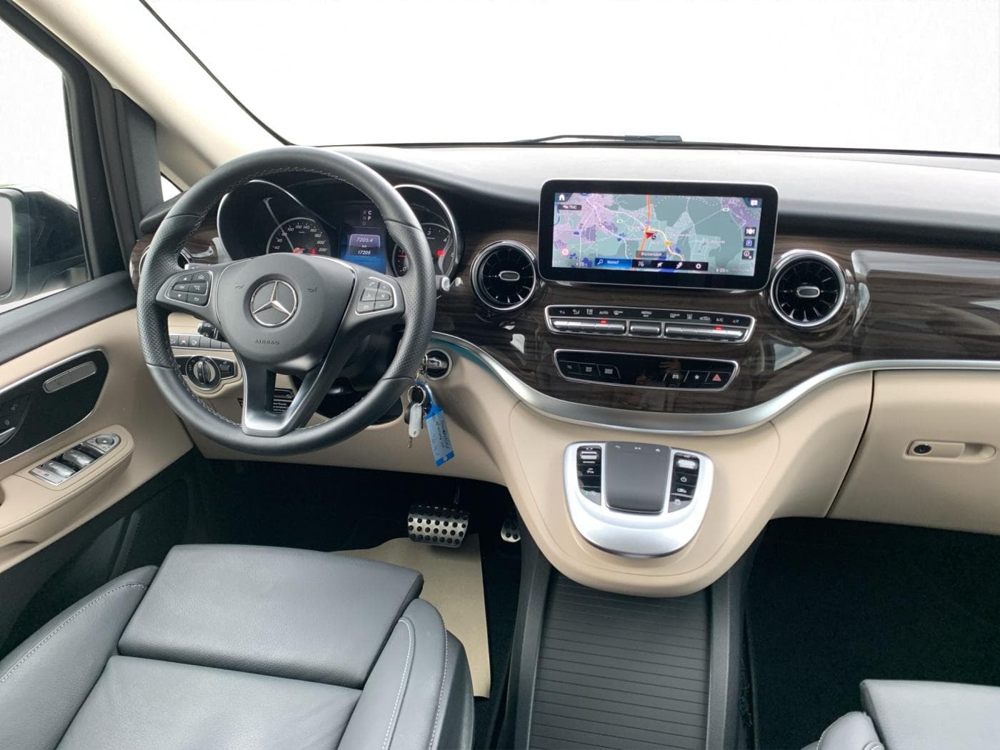 Mercedes-Benz Marco Polo 300 d 4MATIC EDITION Bild 9