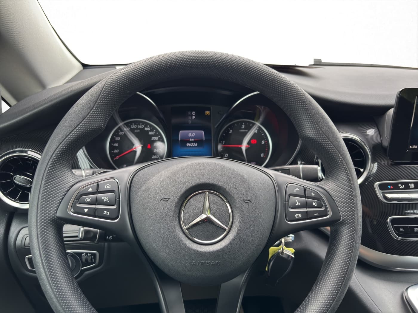 Mercedes-Benz V 220 d RISE Kompakt Bild 11