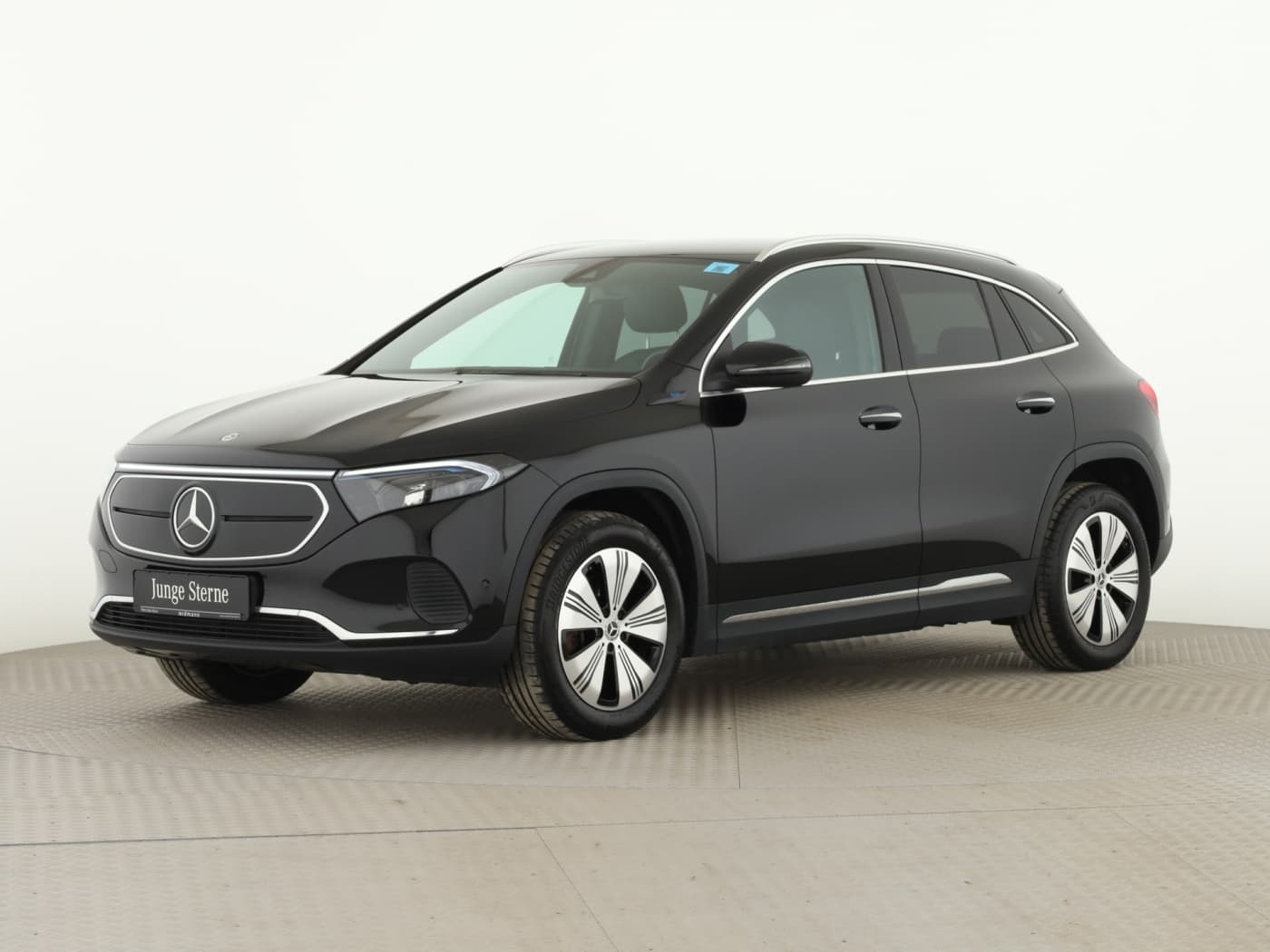 Mercedes-Benz EQA 300 4M Bild 5