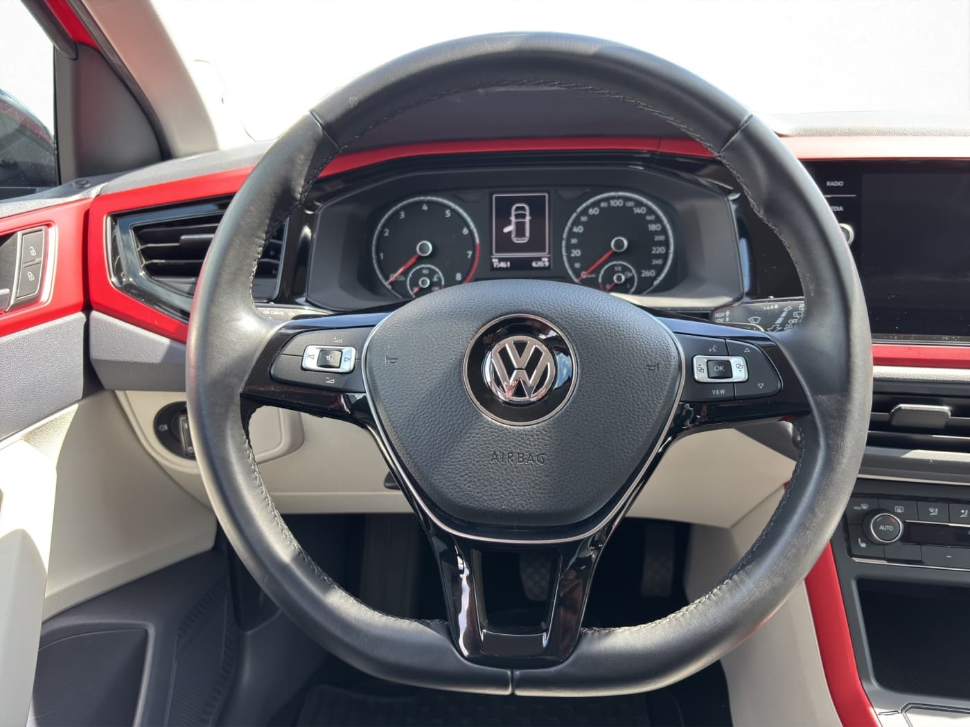 Volkswagen Polo 1.0 TSI beats Bild 10