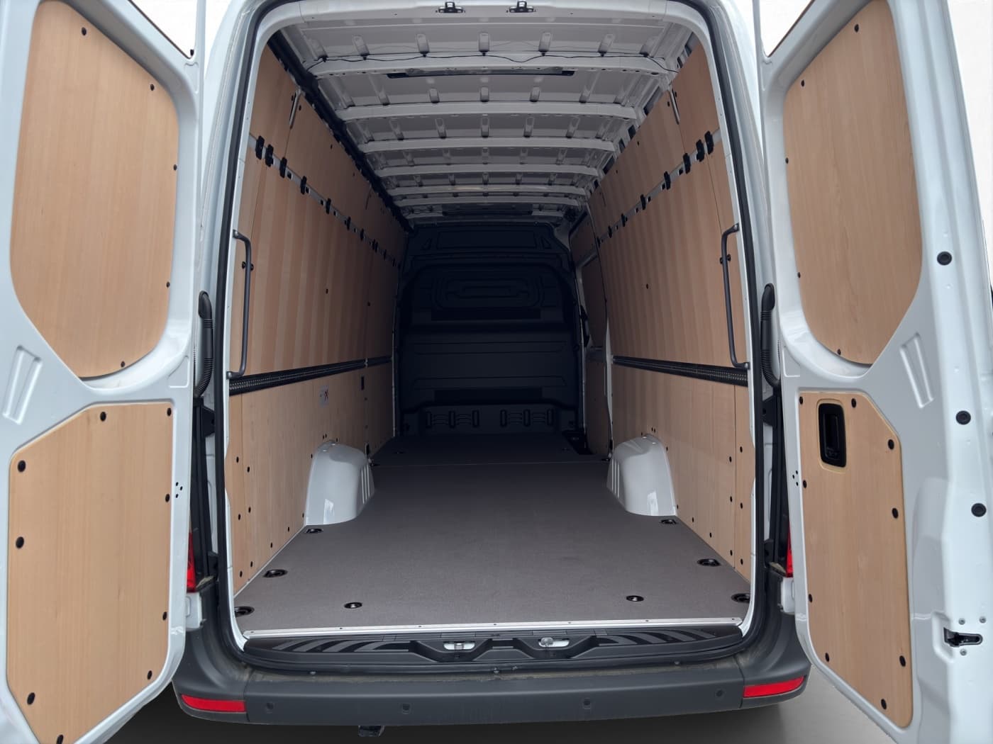 Mercedes-Benz Sprinter 319 CDI Kasten PRO Hochdach Extralang Bild 18