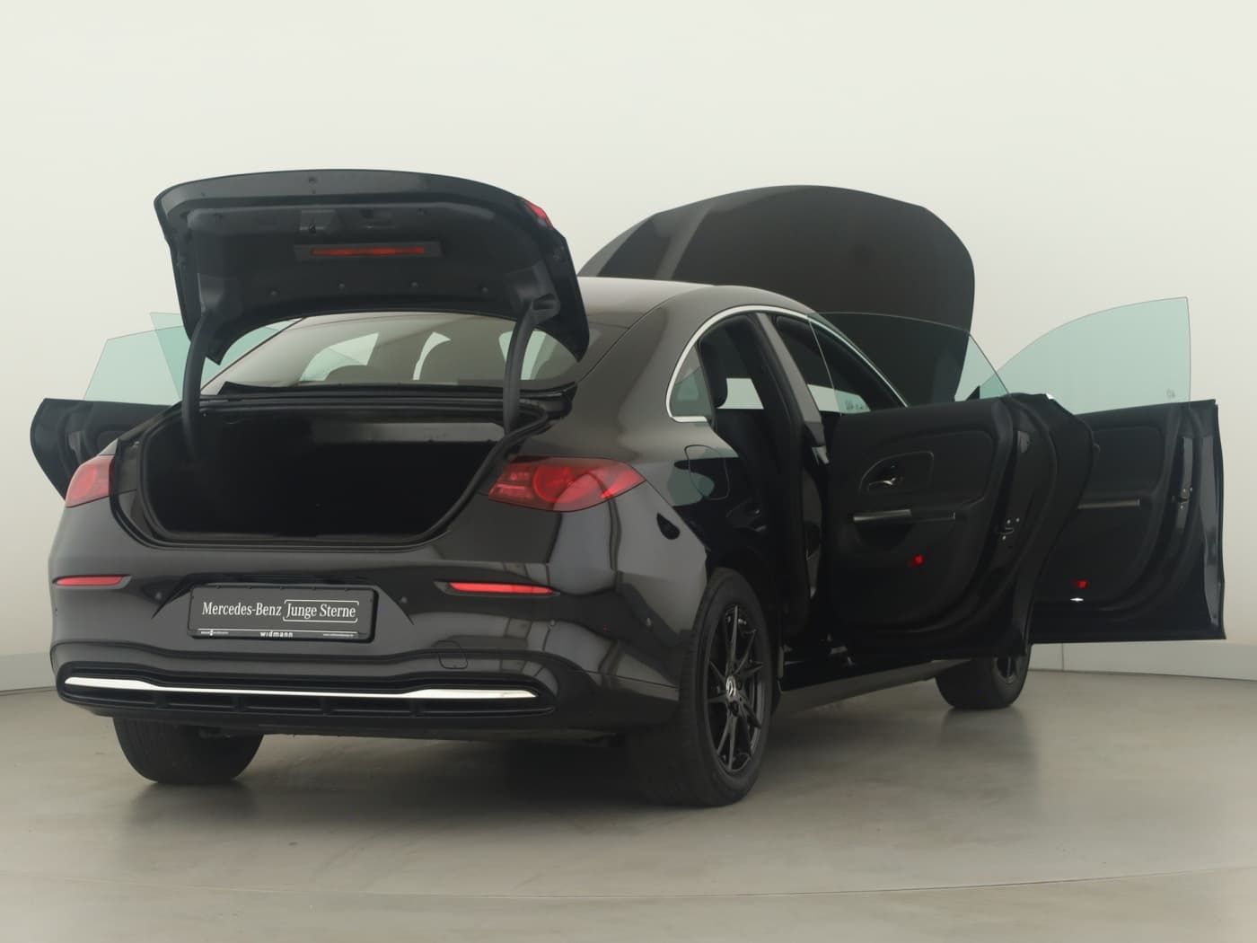 Mercedes-Benz CLA 250+ EQ Bild 9
