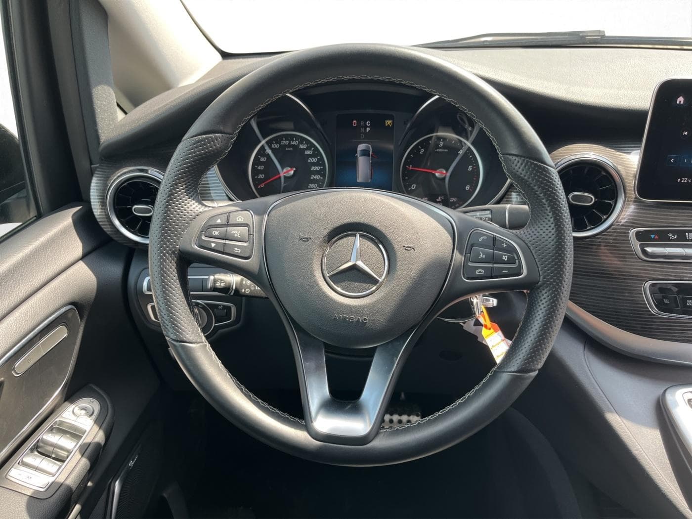 Mercedes-Benz V 300 d EDITION XL Bild 10