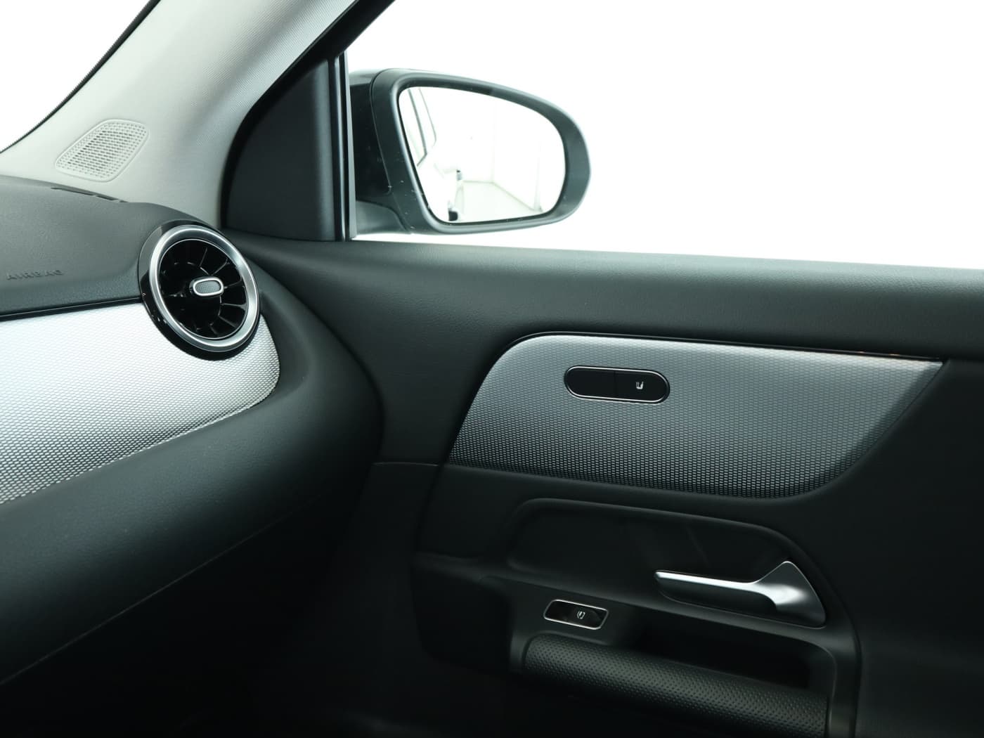 Mercedes-Benz GLA 200 d 4M Bild 16