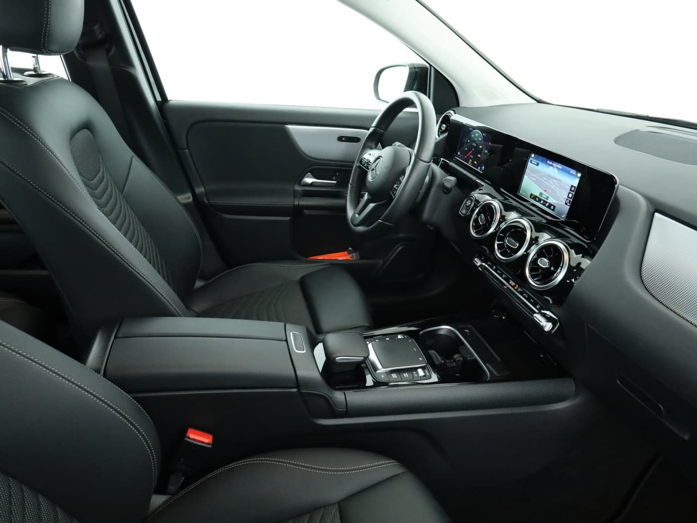 Mercedes-Benz GLA 200 d 4M Bild 17